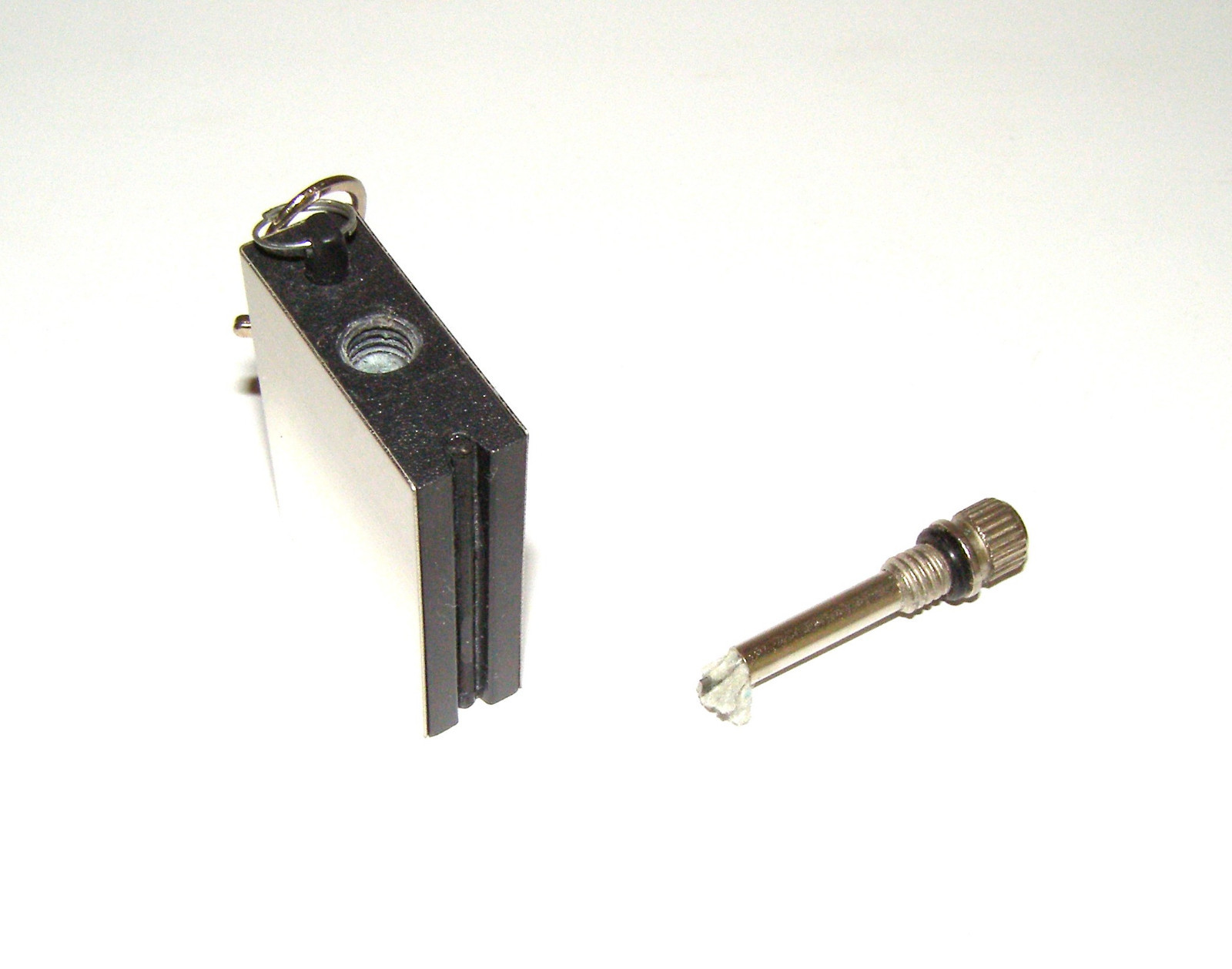 Survival Key Chain Magnesium Rod Flint Steel Firesteel Fire Striker Starter X 2