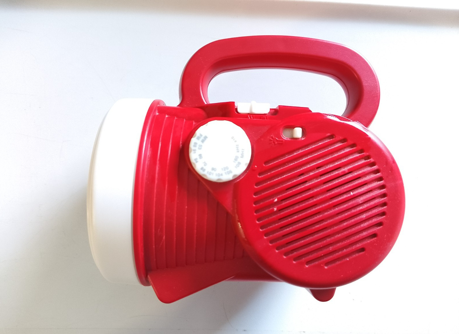 Pollenex Lifeguard survival multitool flashlight, first aid kit, radio