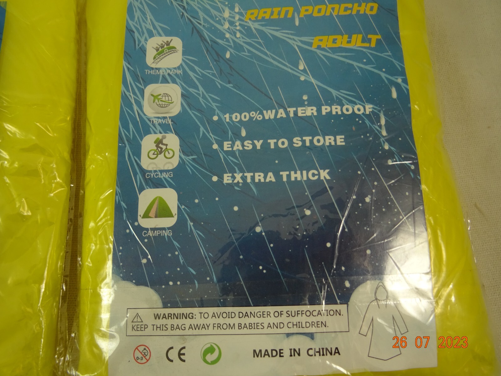 Rain Poncho Hooded 100% waterproof extra thick OSFM Adult 2 pieces Yellow NEW