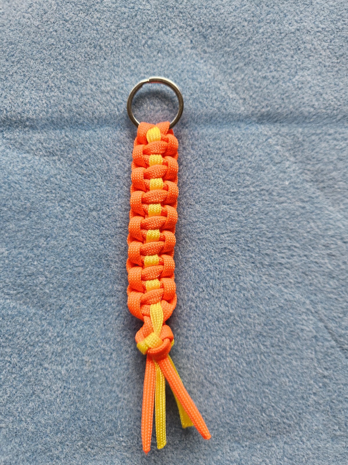 550 Paracord Keychain with Keyring Thin Yellow Line
