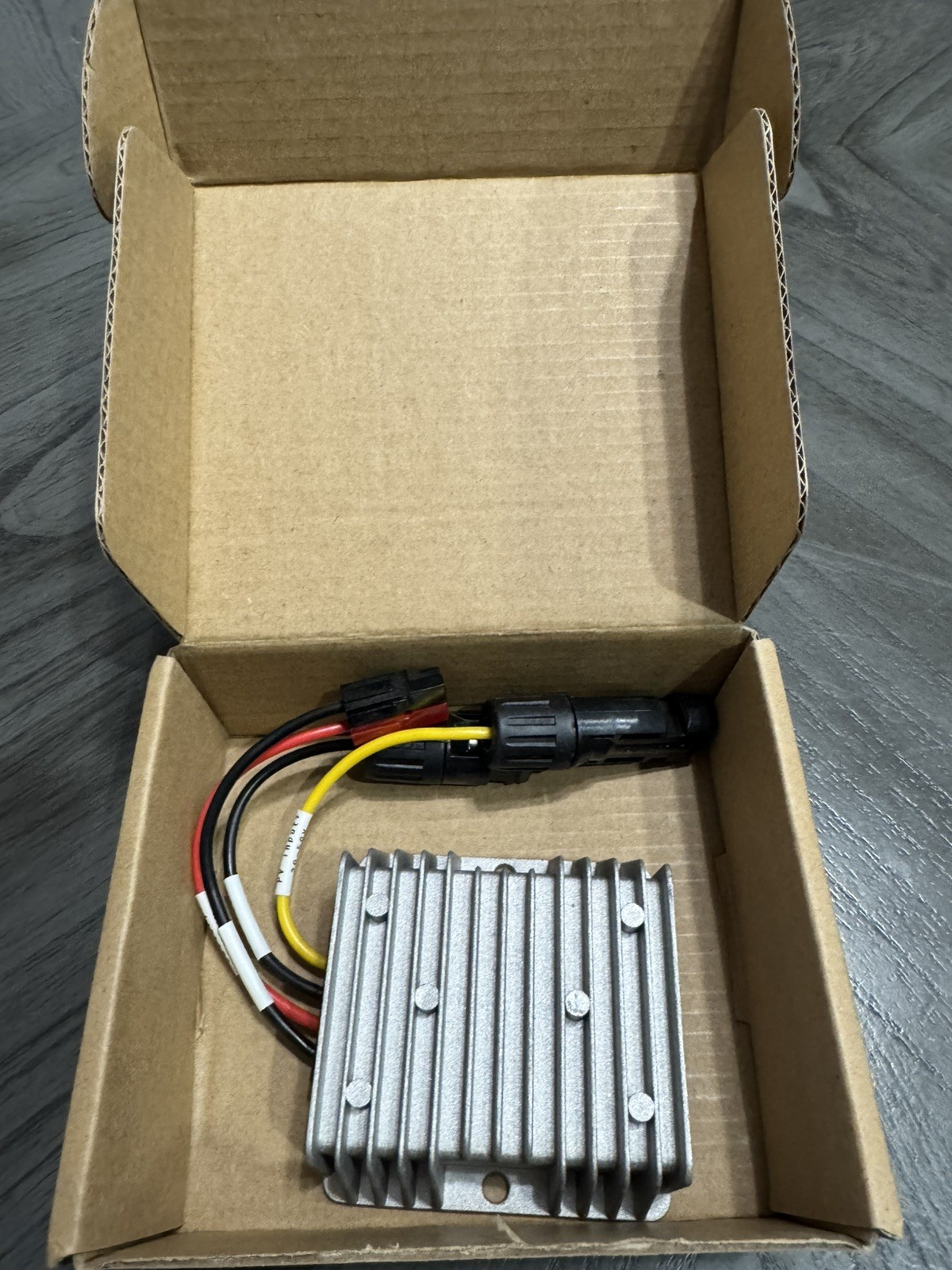 Powerwerx MPPT-300-14.6, DC-to-DC Solar Charger Controller for LiFePO4 Battery