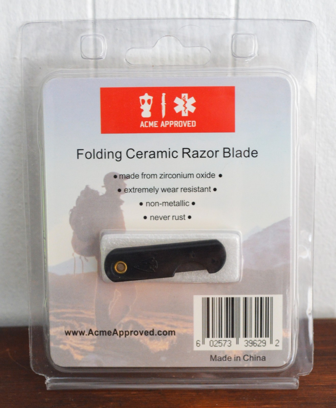 Folding Ceramic Razor Blade by Acme Approved NIP