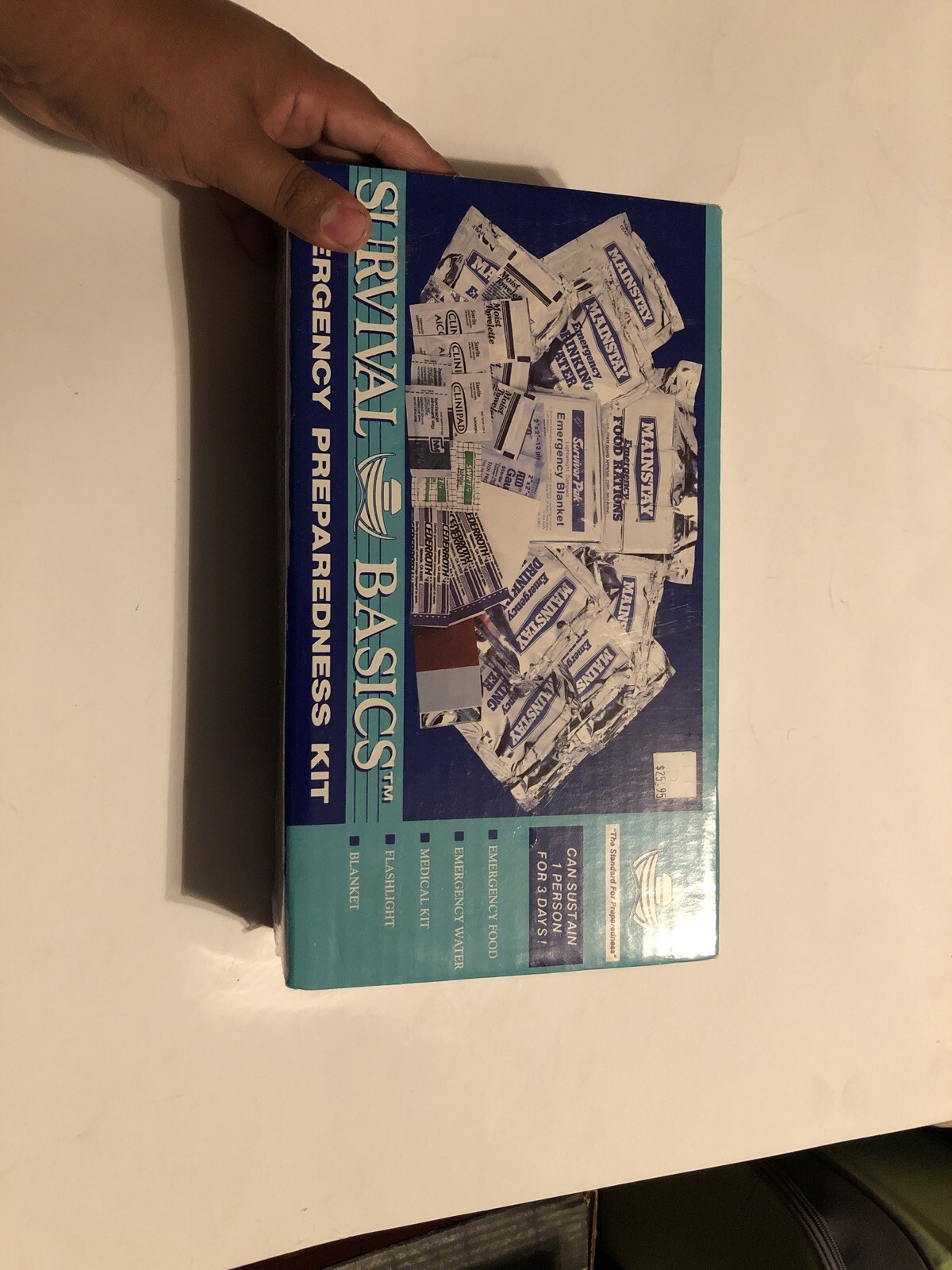 SURVIVAL BASICS BASIC EMERGENCY PREPAREDNESS KIT SB-01 SUSTAINS 1 PERSON 3 DAYS