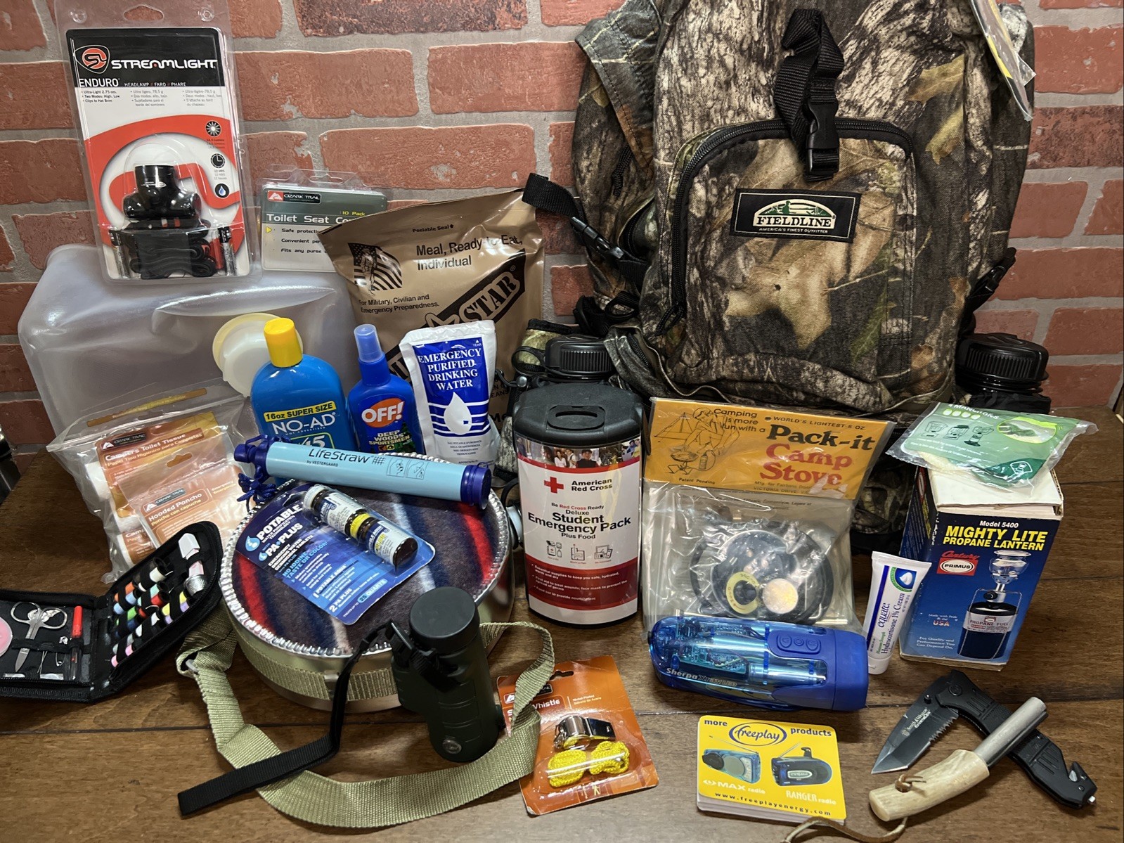 Emergency Survival Kit Camping Disaster EarthQuake Bug-Out Smith Wesson Knife