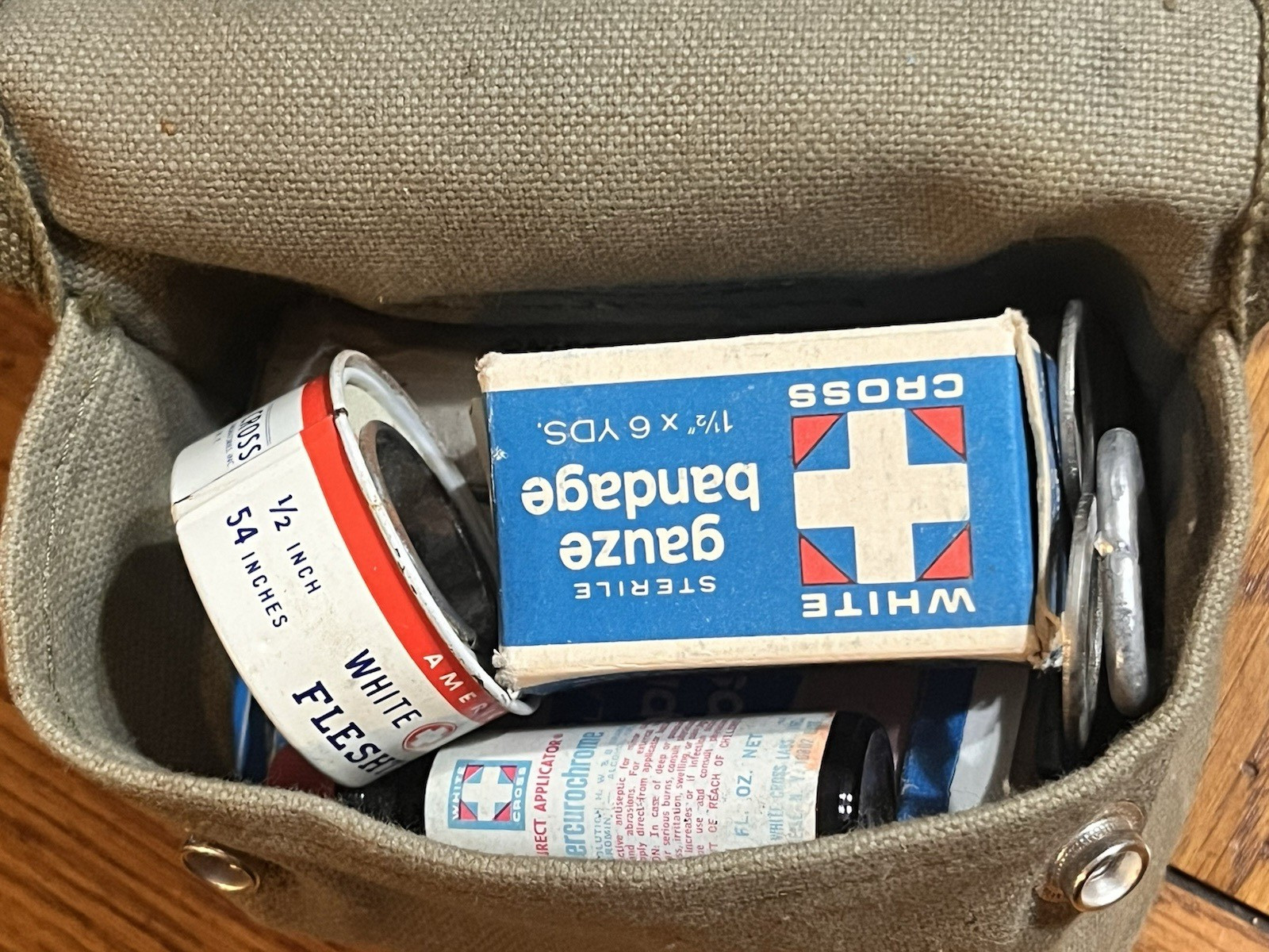 FIRST AID POUCH BAG MILITARY PERSONAL JUNGLE 1ST AID KIT + SUPPLIES KIFFE JAPAN