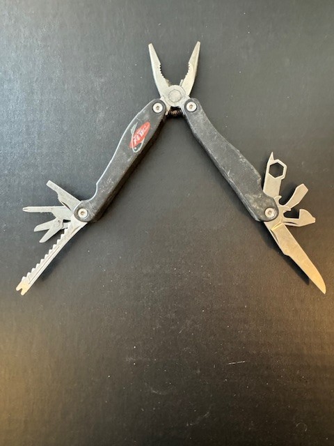 FLW Tour Multitool