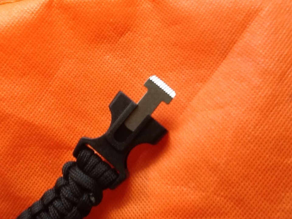 Paracord Survival Bracelet Flint Firestarter Scraper Knife Whistle Black 9 inch