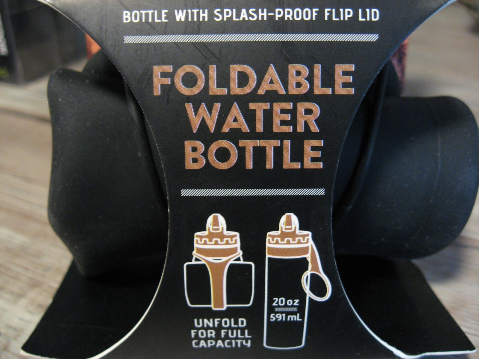 Realtree 20 OZ Foldable Water Bottle – Compact Collapsible Folding Storage Black