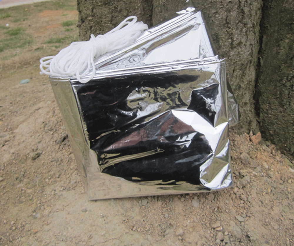 Emergency TENT Survival Folding Camping Rescue Reflective Shelter Blanket Bag