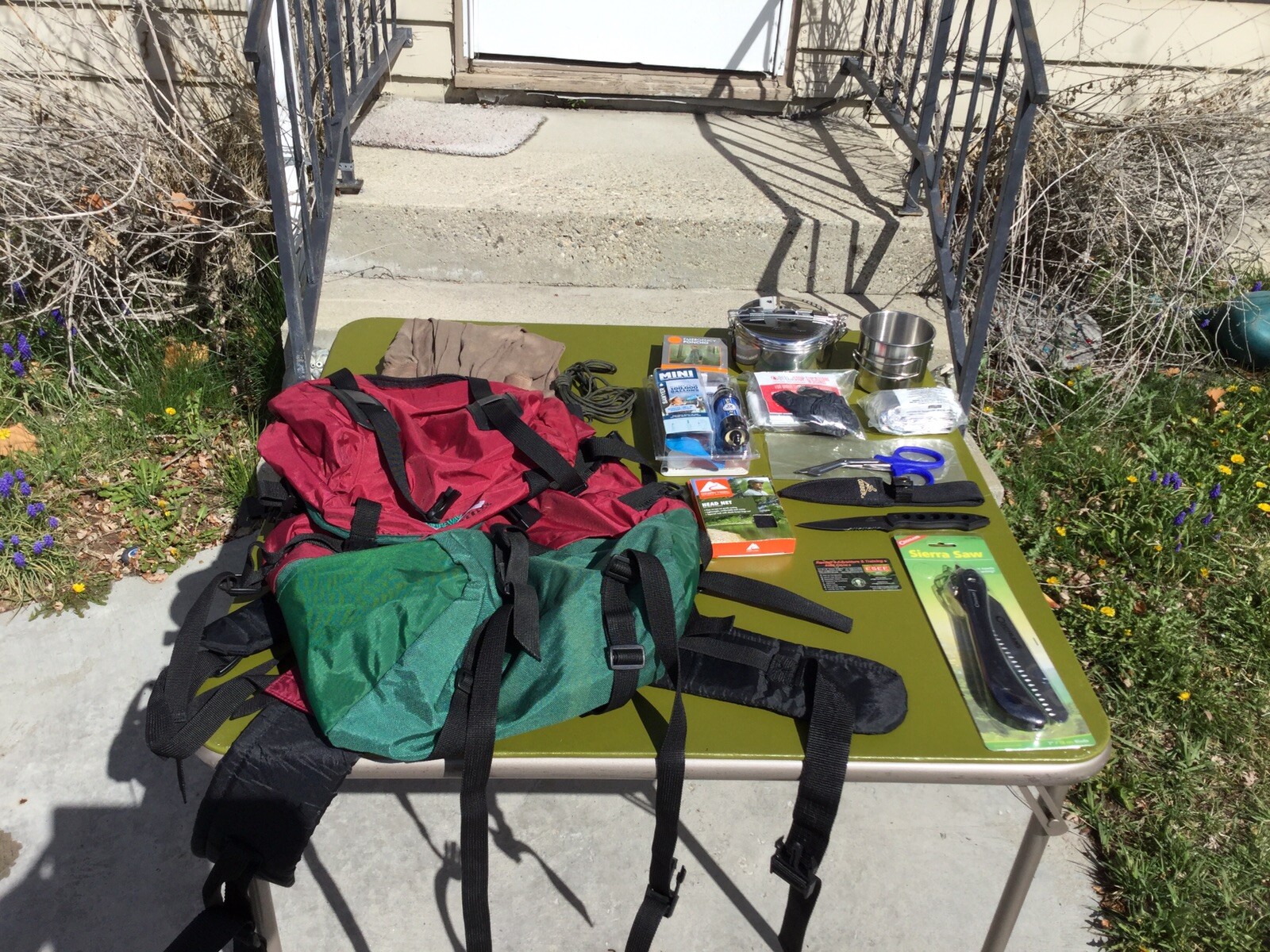 SURVIVAL KIT BUG OUT BAG EMERGENCY BACKPACK FIRST AID DISASTER PREPAREDNESS EMT