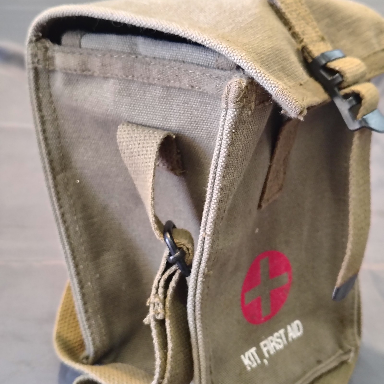 FIRST AID BAG-Olive Drab-Outdoor Jungle Survival Gear-New Old Stock Prepers,Camp