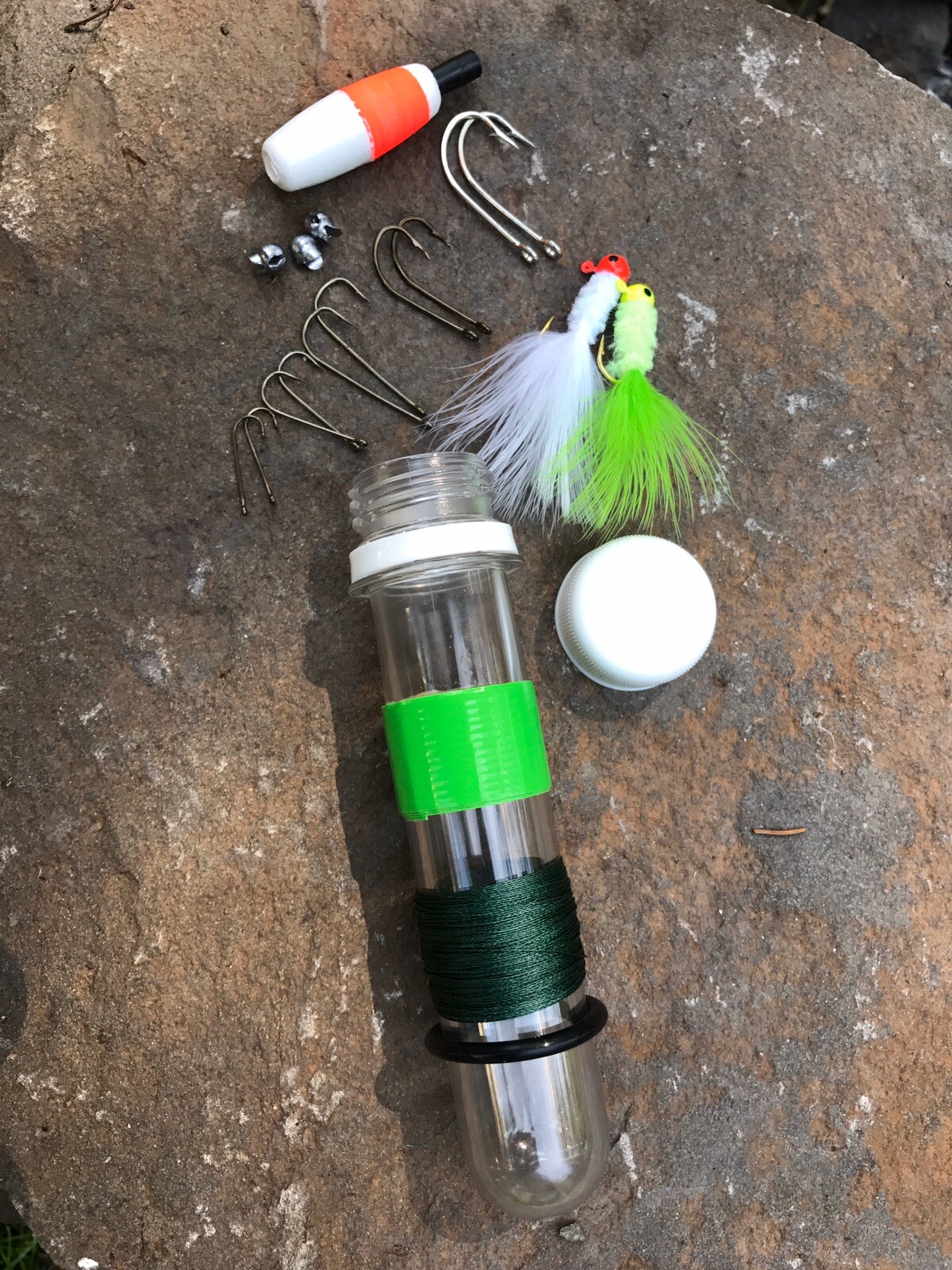 Emergency – Survival – Backpacker – Hand Line – Fish Kit w/ Braided Line