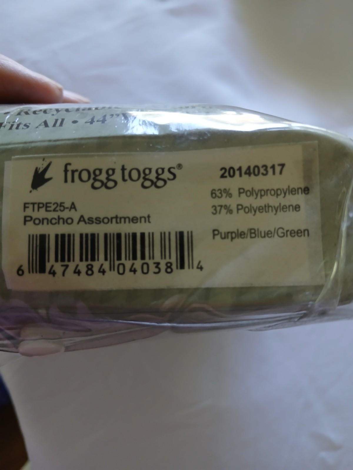 FROGG TOGGS Adult Purple Green Emergency Poncho 1 Size Fits All NEW 44W x 40L