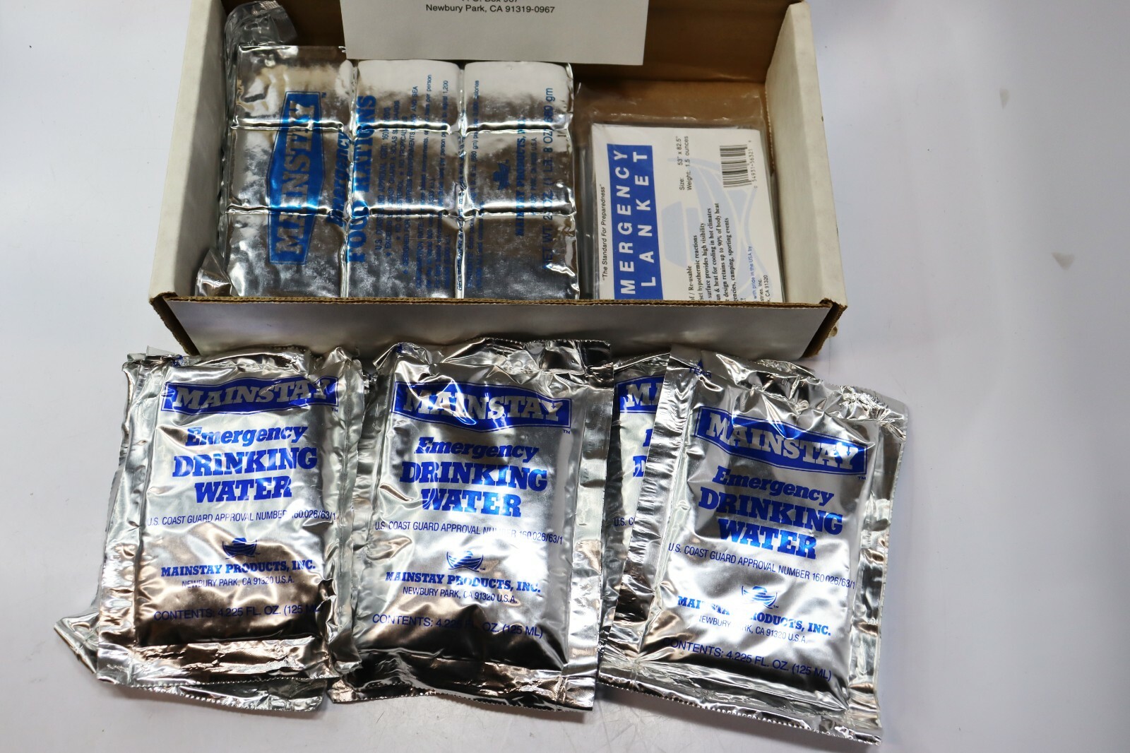 The Ark III Emergency Preparedness Kit Food Water Blanket 1 Person 3 Day READ