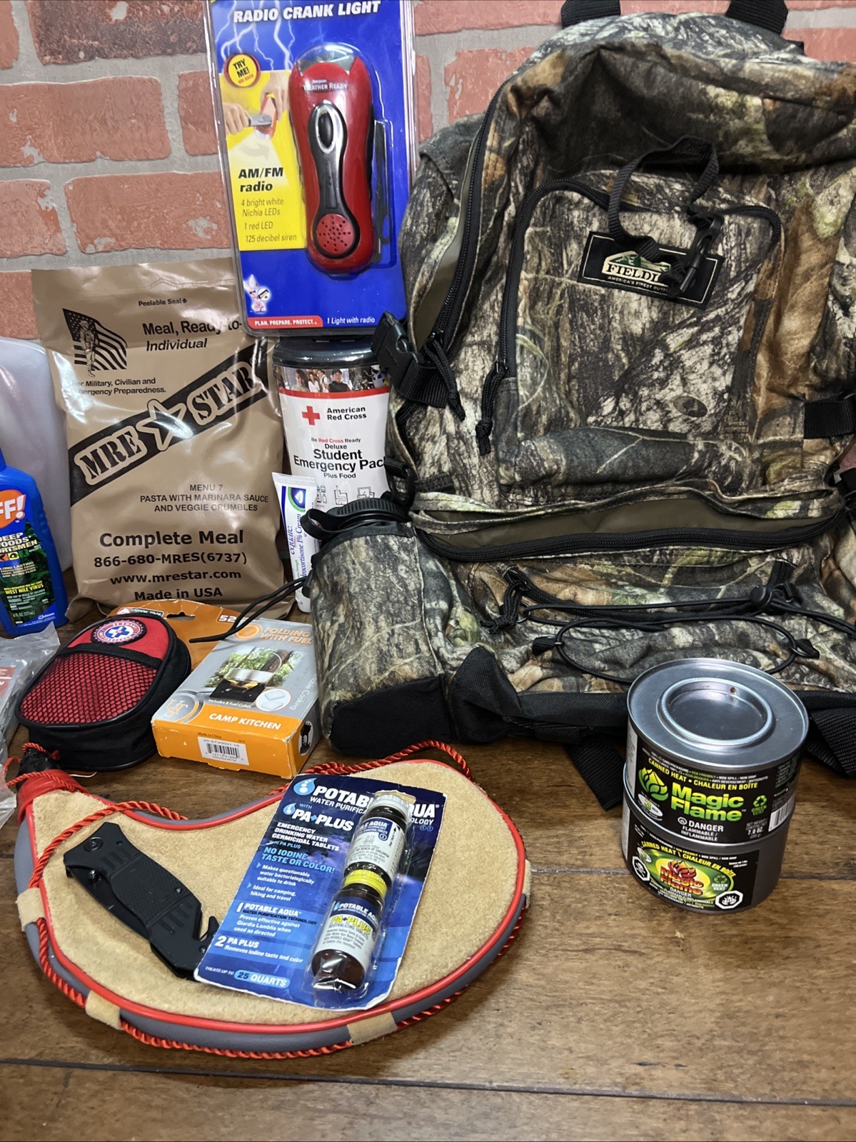 Emergency Survival Kit Camping Disaster EarthQuake Bug-Out Smith Wesson Knife