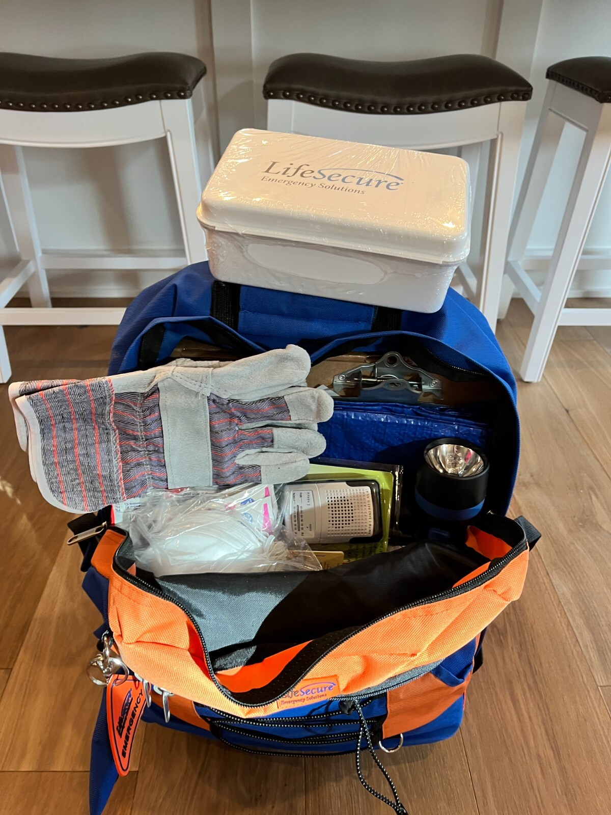 Lifesecure 10850 Group Emergency Survival Kit Rolling Evacuation Backpack