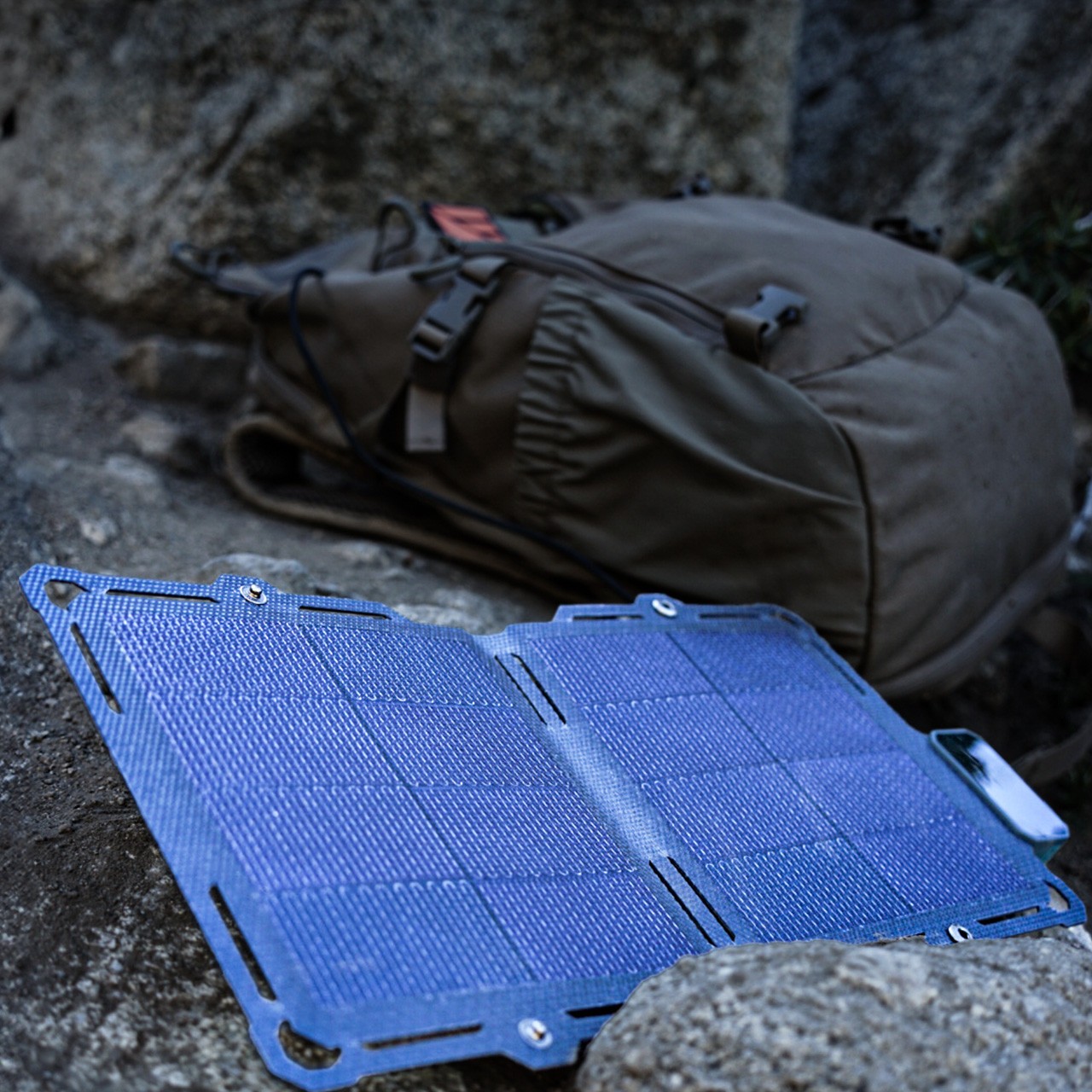 Spectre Folding Solar Panel (8W or 18W)