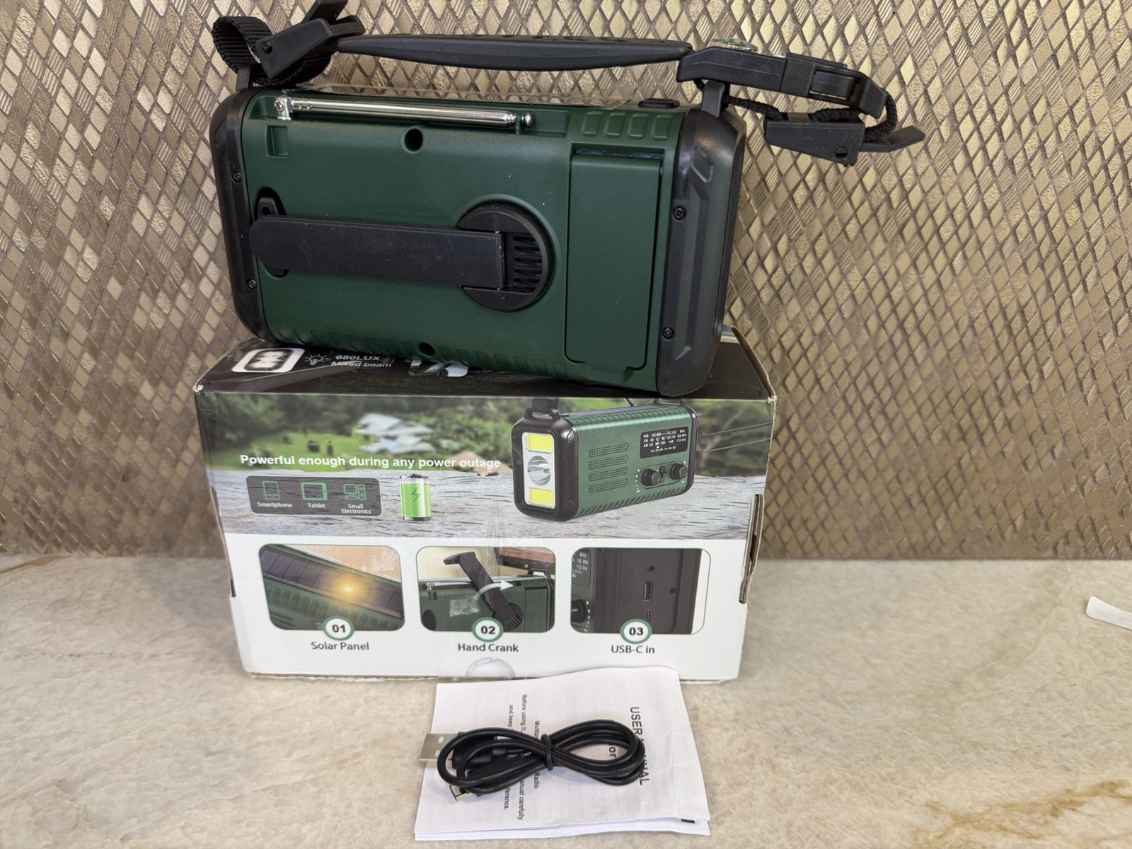 20000mAh/ 74000mWh Hand Crank Emergency Radio AM/FM/NOAA Weather