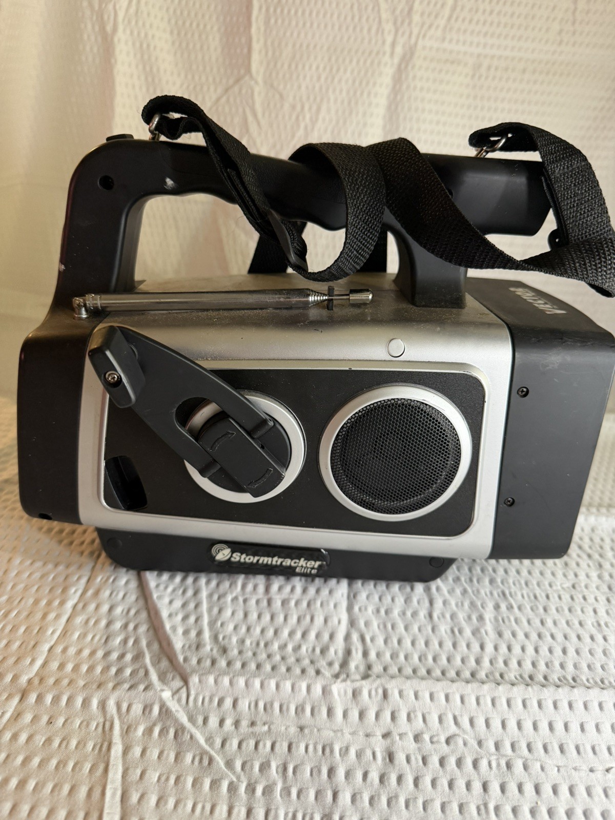 Vector Stormtracker Elite WC300DSV TV Lantern AM/FM Radio (TV NOT WORKING)