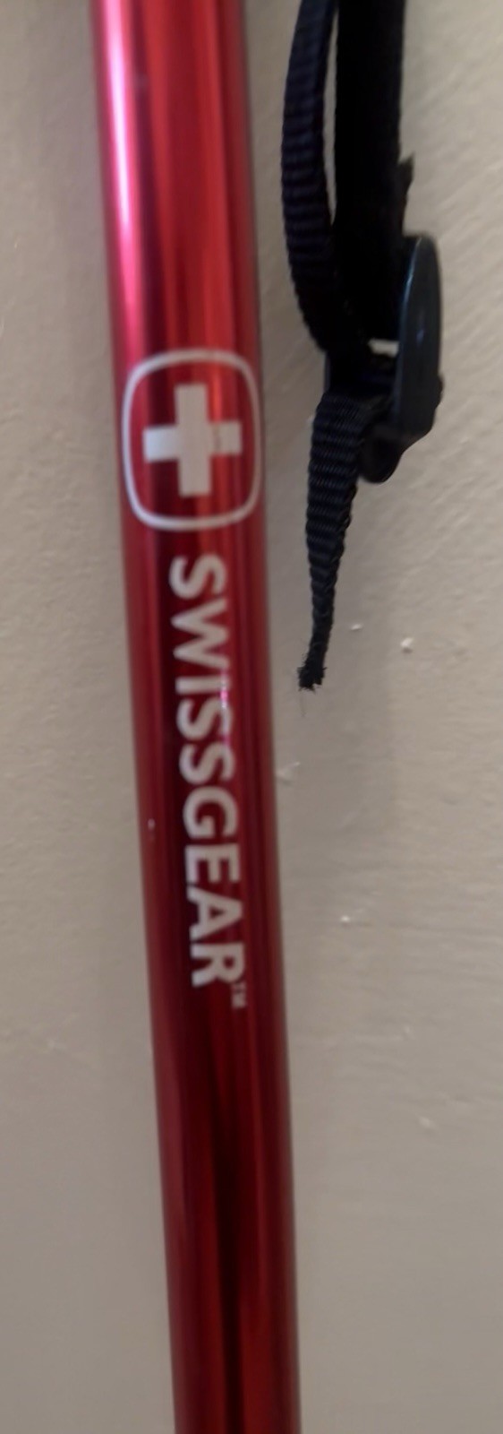 Swissgear Aluminum Extendable/ Collapsible Walking Trekking Pole W/ Compass