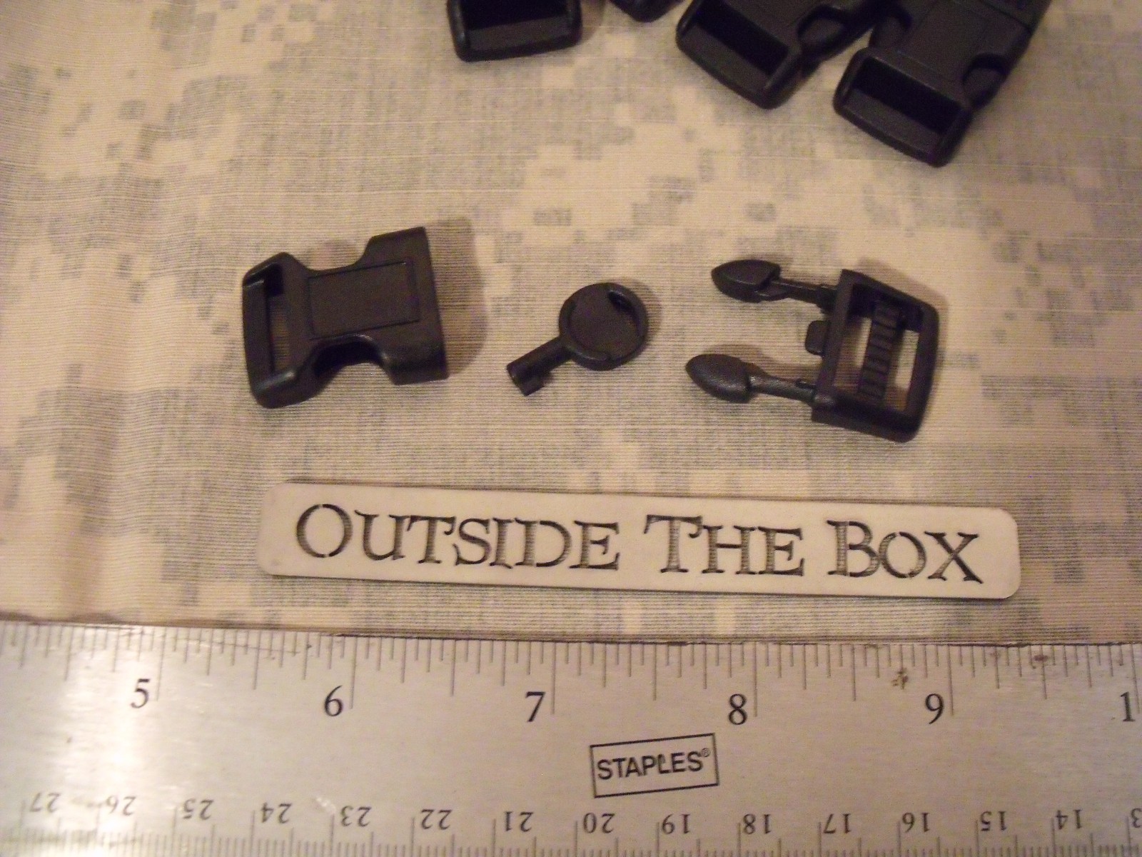 LOT of (5) 5/8″ Side Release Buckle w/Handcuff Key , Black, ABS Plastic