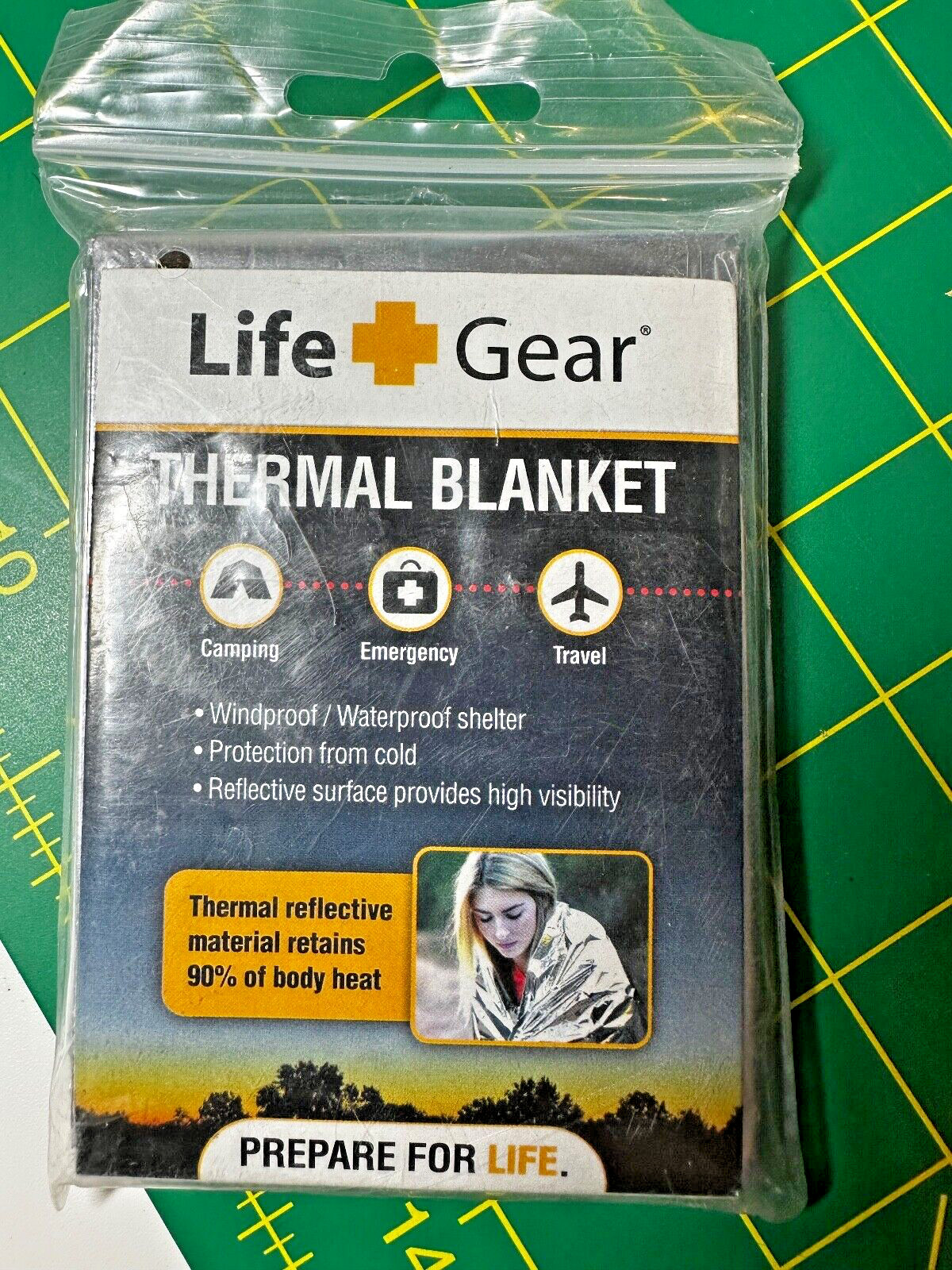 Life Gear Thermal Blanket 59″x82″ Wind Proof Water Proof Shelter Survival Gear