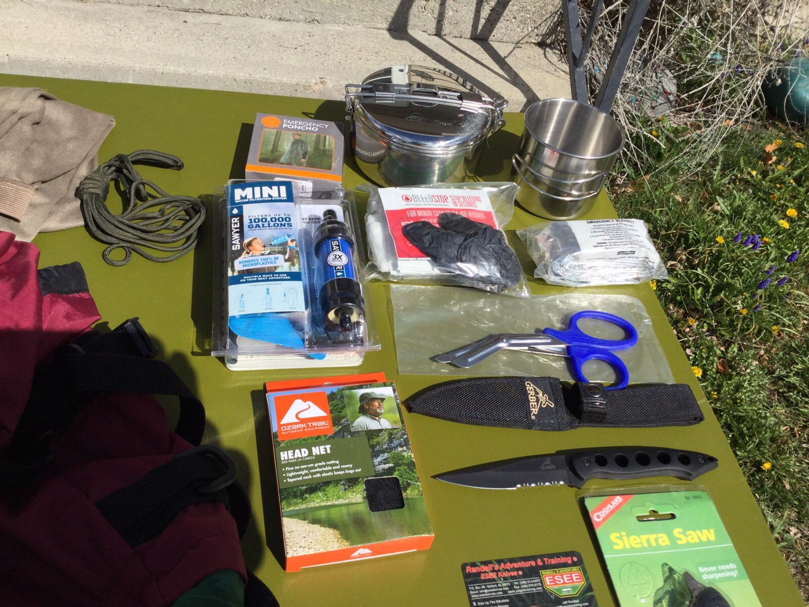 SURVIVAL KIT BUG OUT BAG EMERGENCY BACKPACK FIRST AID DISASTER PREPAREDNESS EMT