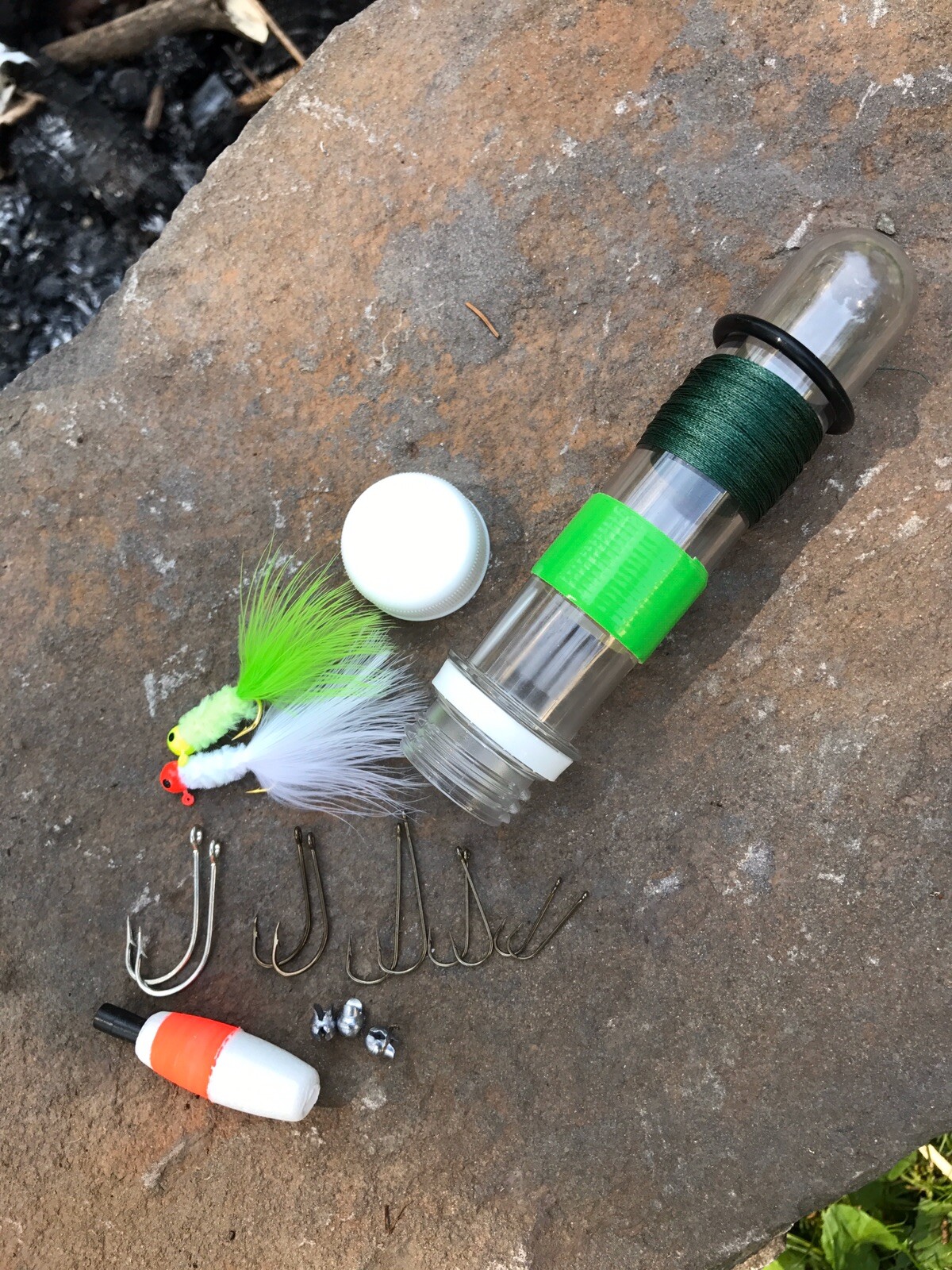 Emergency – Survival – Backpacker – Hand Line – Fish Kit w/ Braided Line