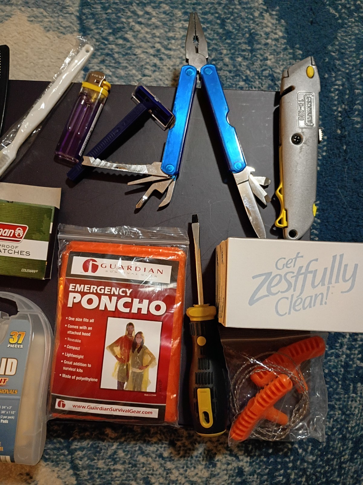 Emergency Survival Kit / 65+ MUST HAVE ITEMS