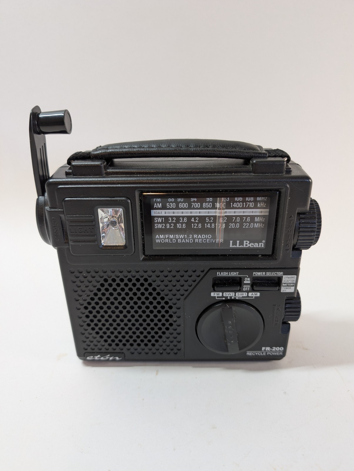 LL Bean Eton Radio FR-200 Emergency Short Wave AM/FM Hand Crank BLK Eton TESTED!
