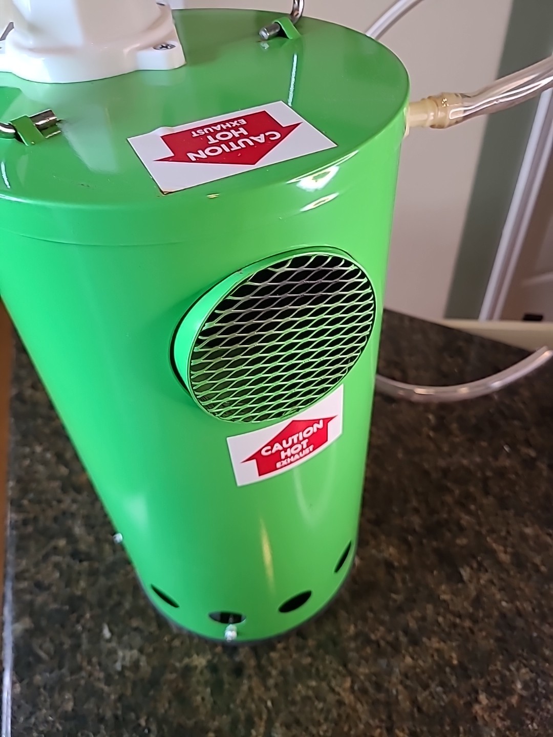 1970s THE LITTLE SIZZLER Propane Instant Hot Water Heater Camping Preper W/Box