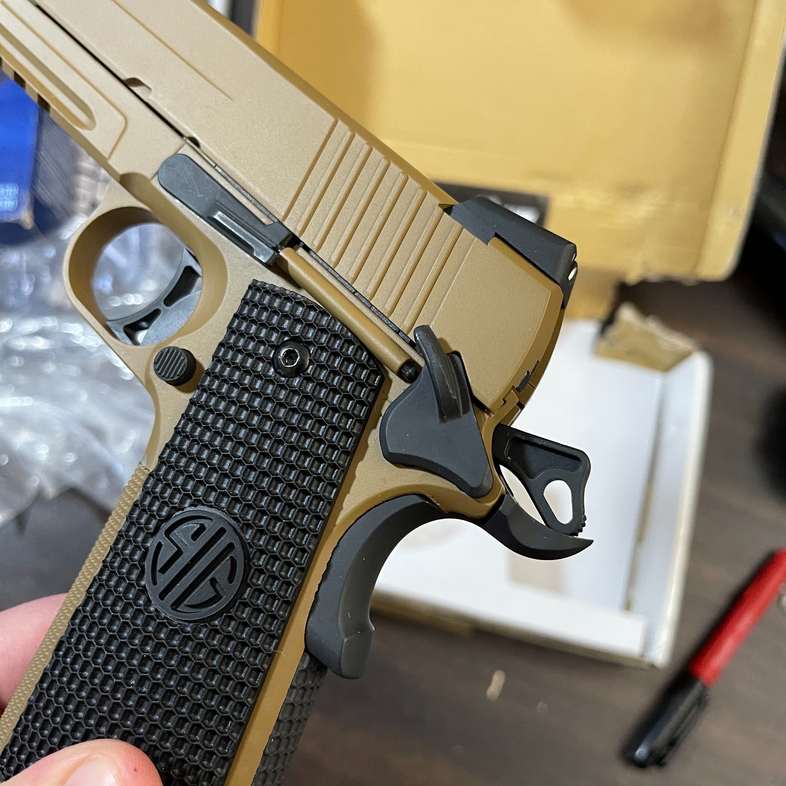 SIG SAUER 1911 Emperor Scorpion CO2 Blowback 4.5mm BB Semi-Auto Air Pistol PARTS