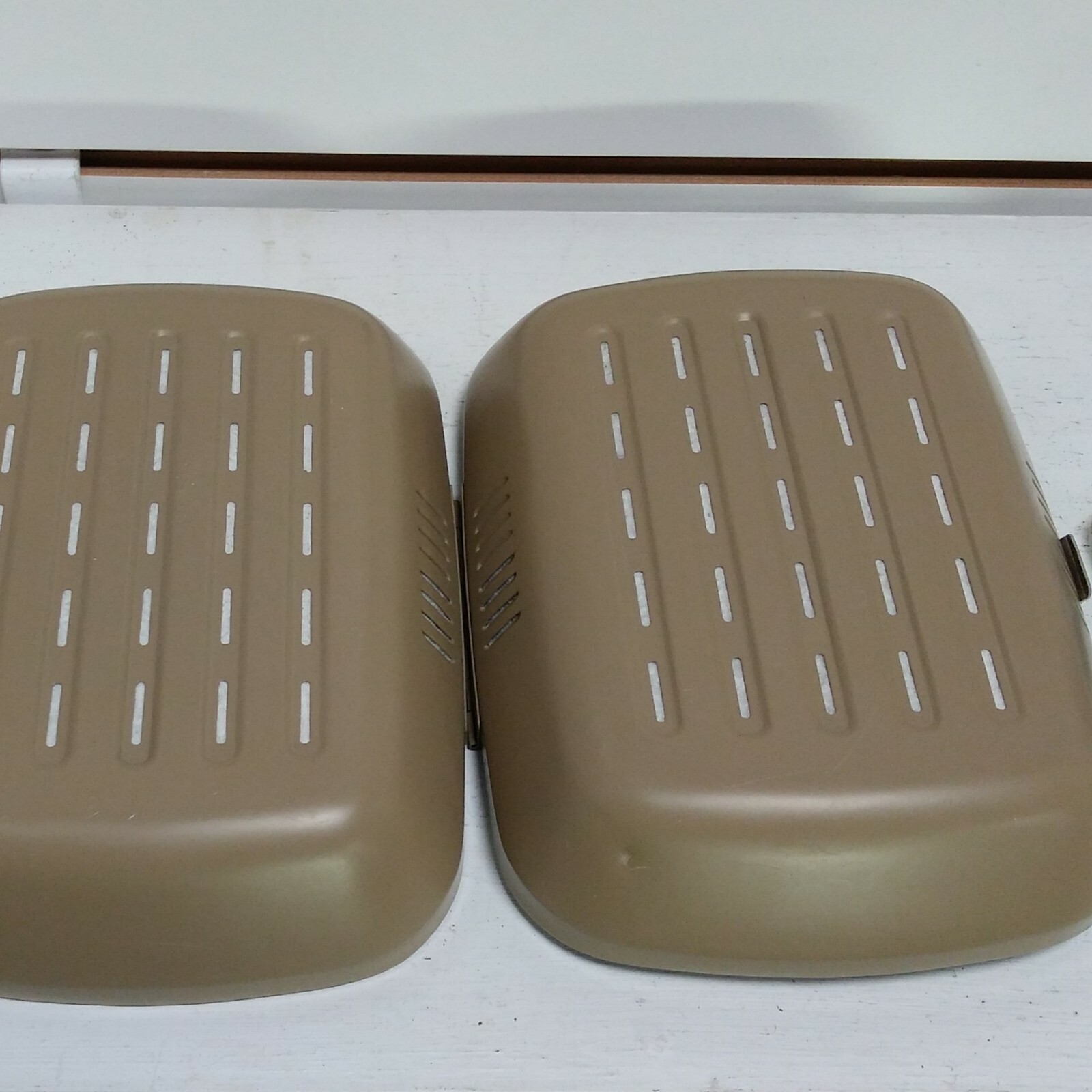 Vtg Portable Heater Hot Box HB100 Camping Hiking, Outdoor w 2 New Pellets Japan