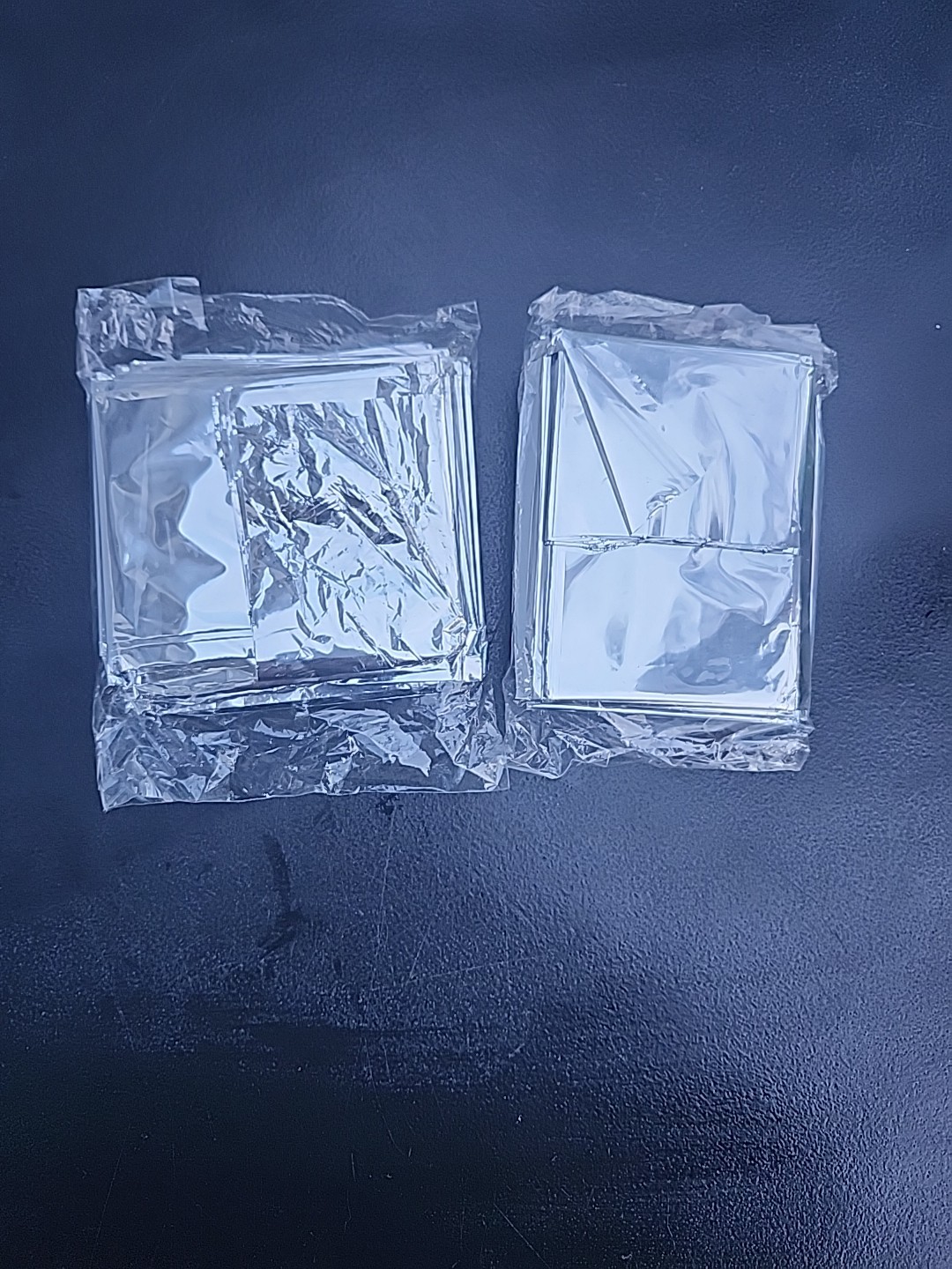 2 PCS Emergency BLANKETS Thermal Survival Safety Insulating Mylar Heat 84″ X52″