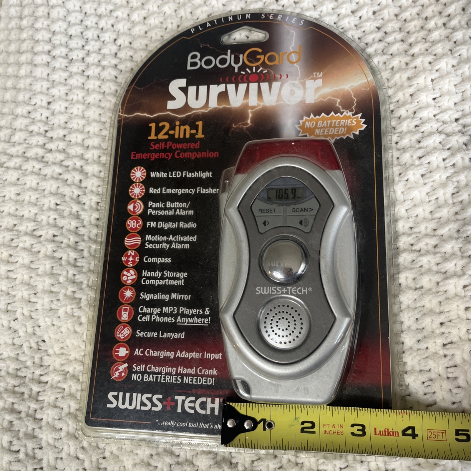 Swiss+Tech BodyGuard Survivor 12-in-1 Self-powered Emergency Companion – New