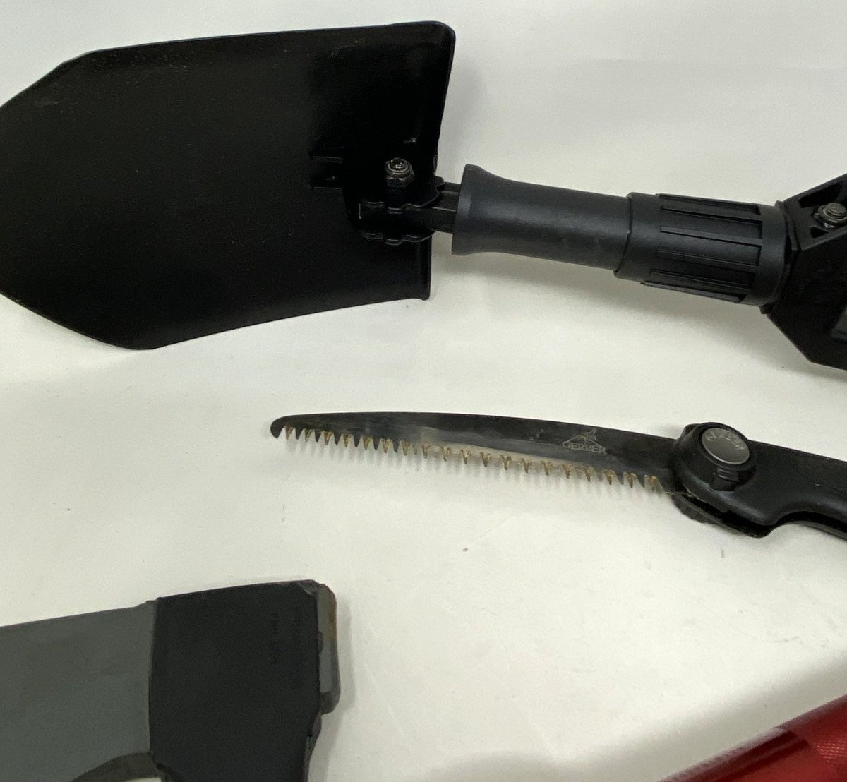 Gerber Sport Utility Pack Off Road Shovel/Axe/Multitool/Flashlight/Saw Survival
