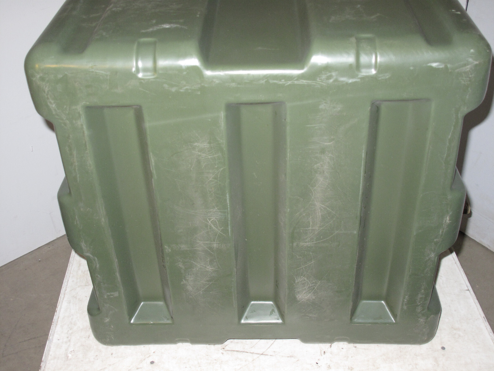 Hardigg Pelican 29x27x35 Hinged Single Lid Hard Case Printer Equipment Shipping