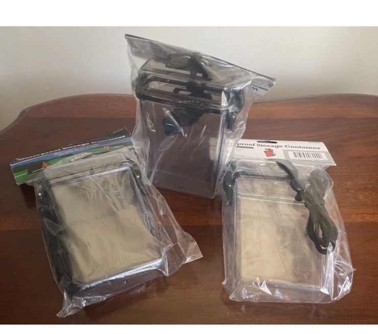 Lot Of 3 Waterproof Pool Storage Wallet Case Box Container with Neck Lanyard