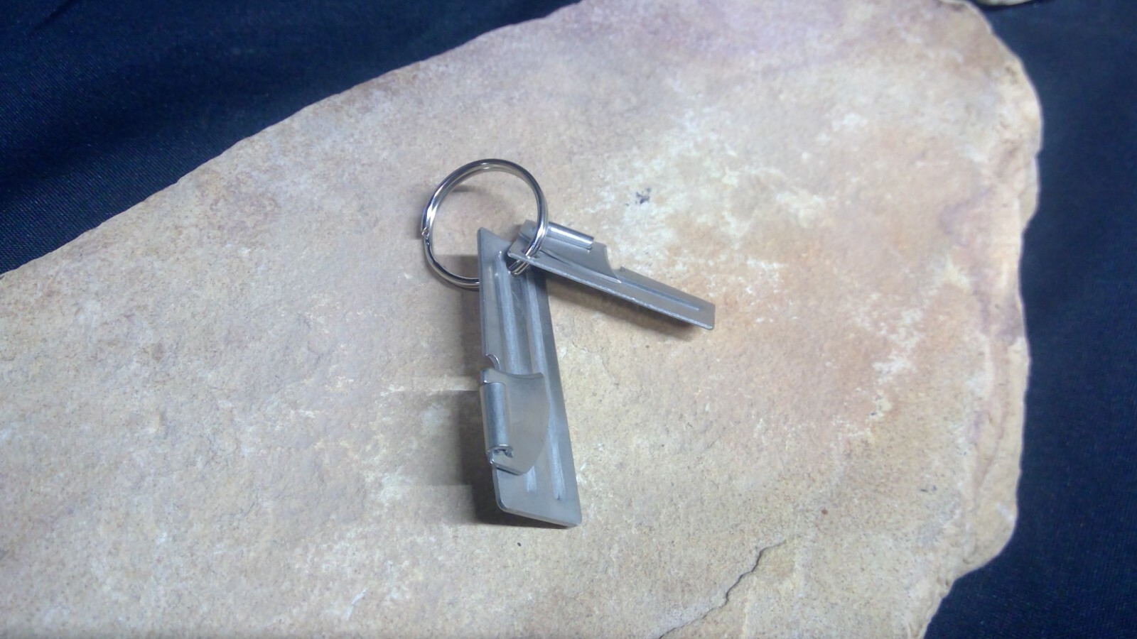Can Opener Combo P-38 & P-51 USGI Military Issue Shelby Co John Wayne Key Chain