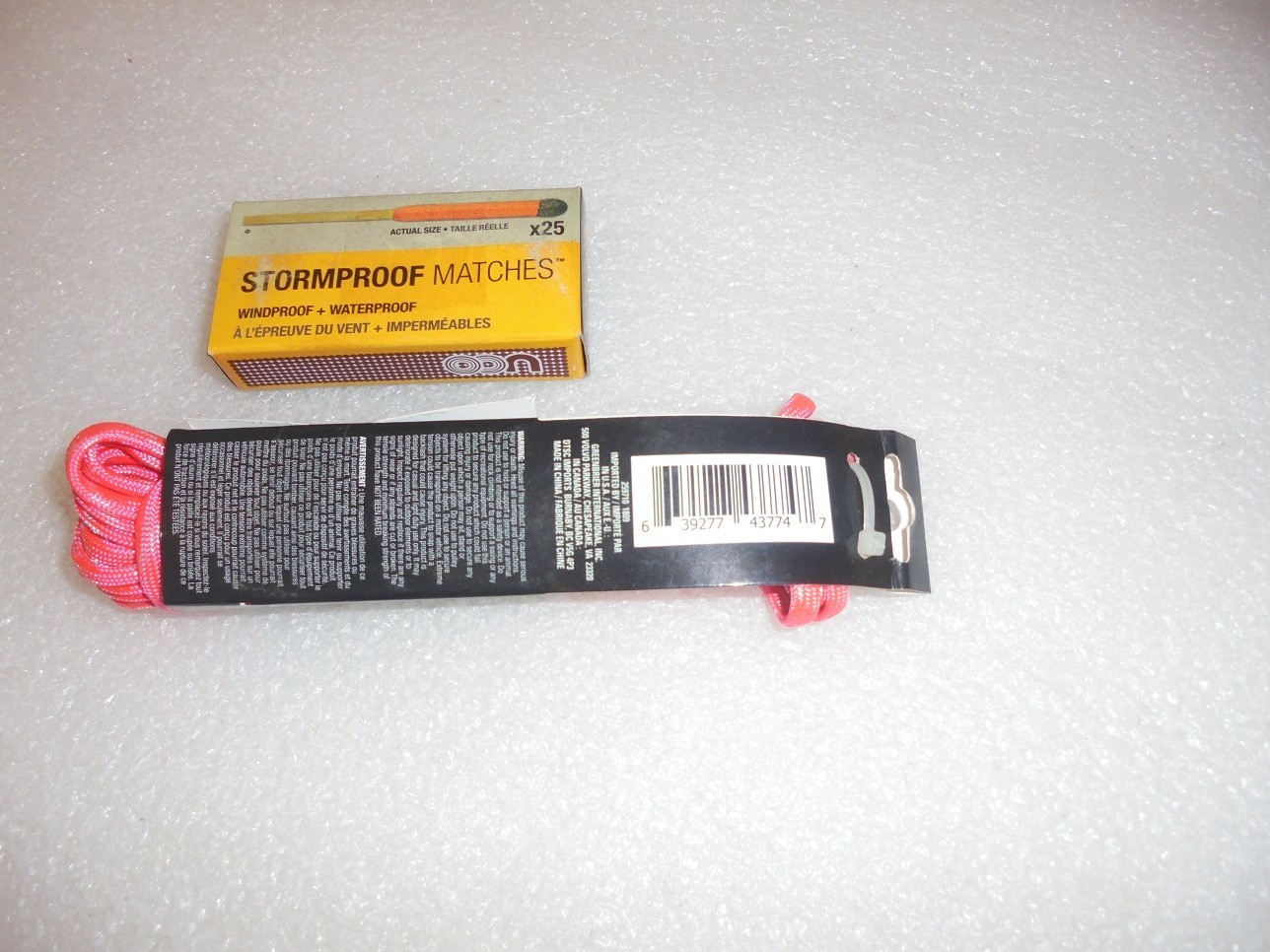 25ct UCO STORM PROOF MATCHES WITH PARACORD 15 Sec. Burn Windproof STRIKE ON BOX!
