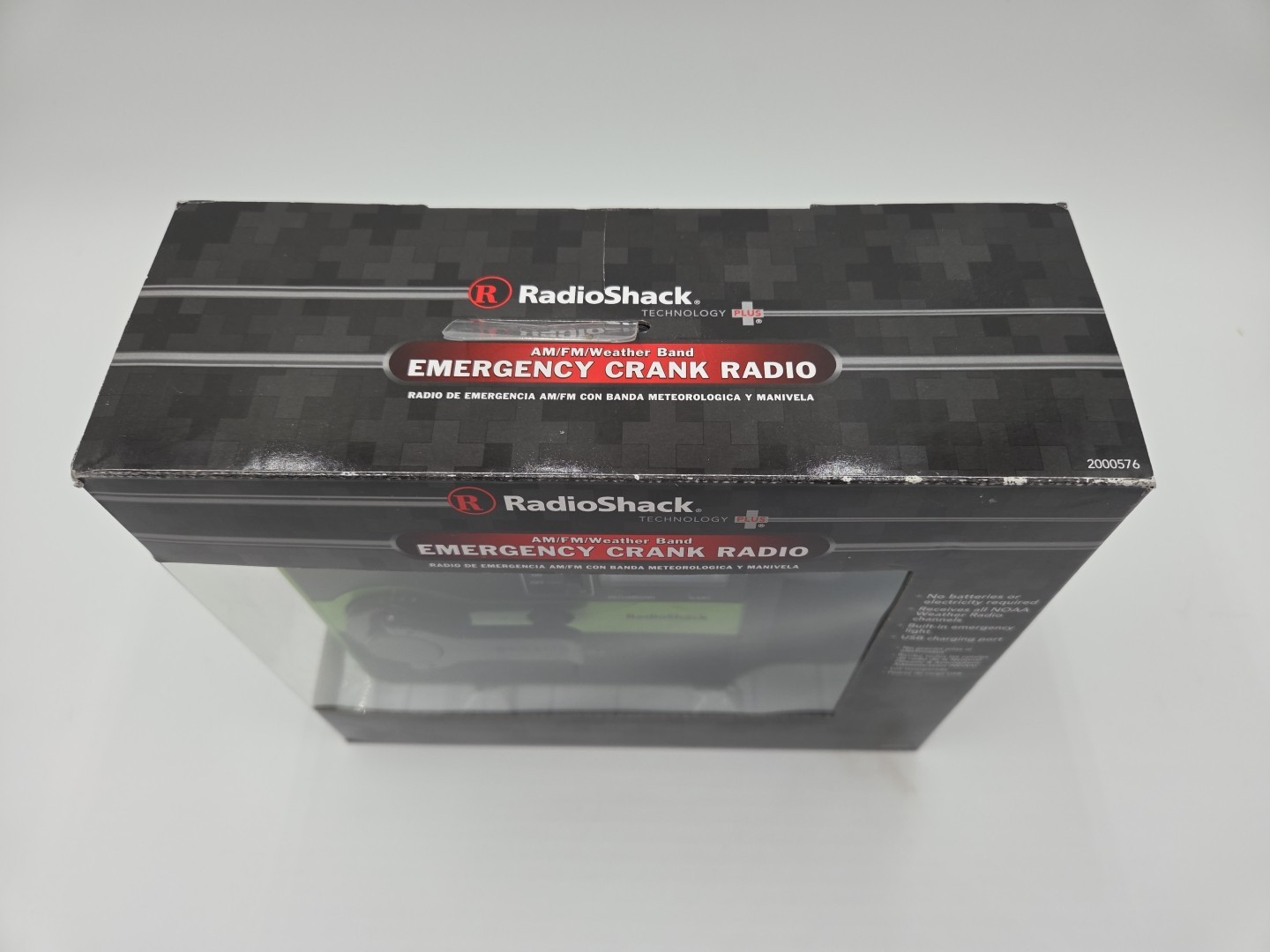 RadioShack Emergency Crank Radio AM FM Weather Band USB Charging Port – Open Box
