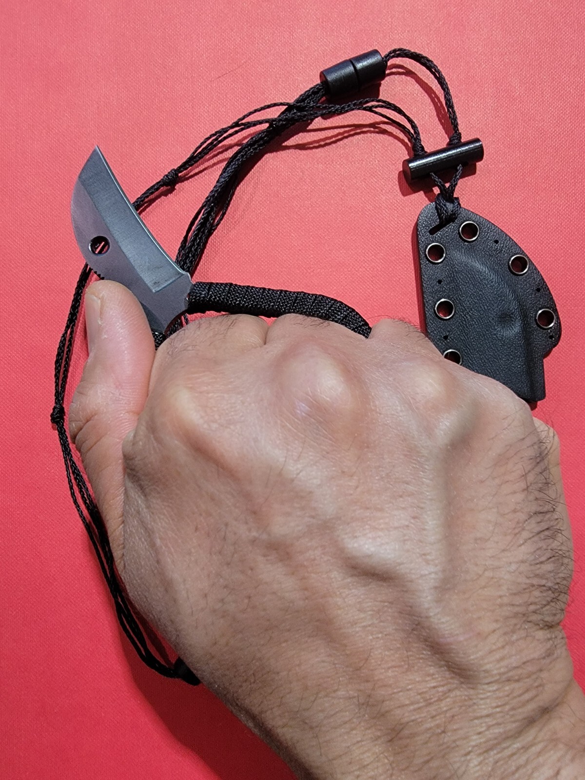 Survival Necklace/Survival Neck Knife+Fire Starter+Mini Flashlight+Saw Cord