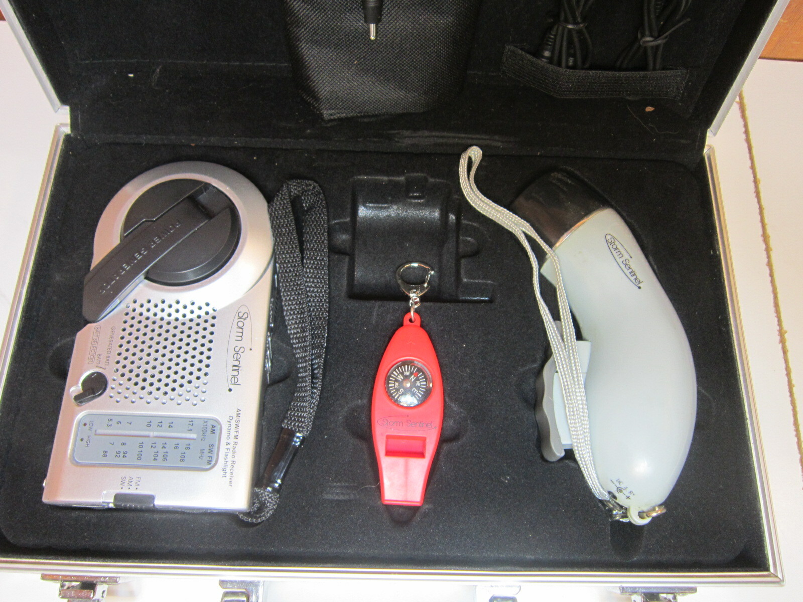 Storm Sentinel Justin Case Emergency Home Safety Kit Winding Radio & Flashlight