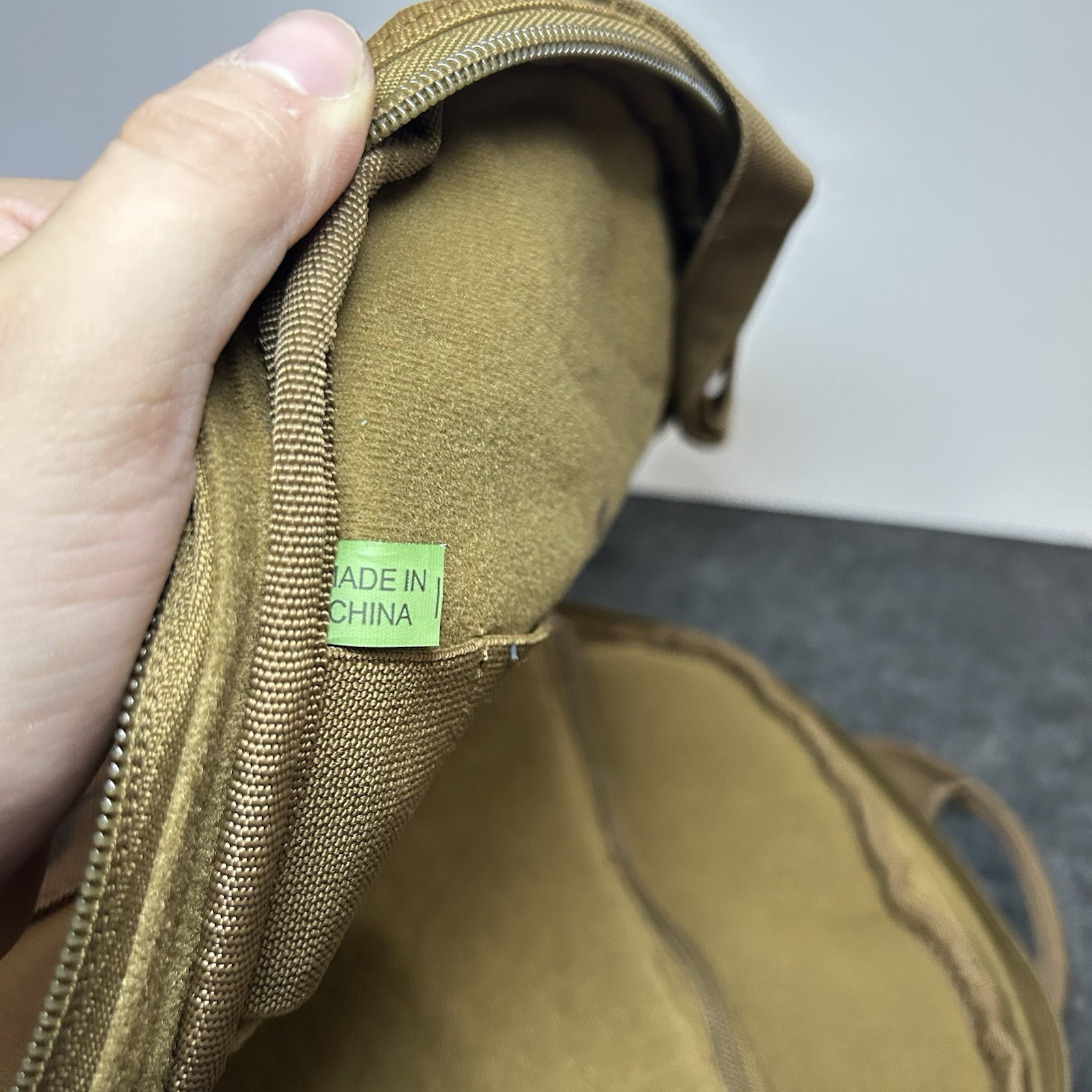 LA POLICE GEAR DESERT TAN TACTICAL PISTOL BAG SURVIVAL AUTHENTIC