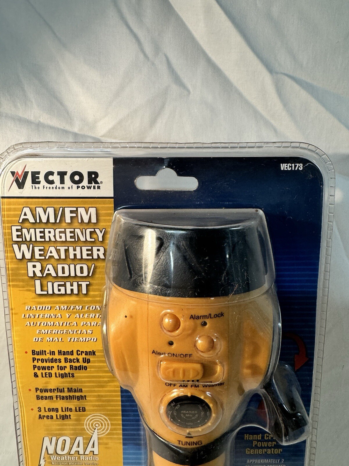 New Vector VEC173 Storm Tracker AM/FM Emergency NOAA Weather Radio Flash Light