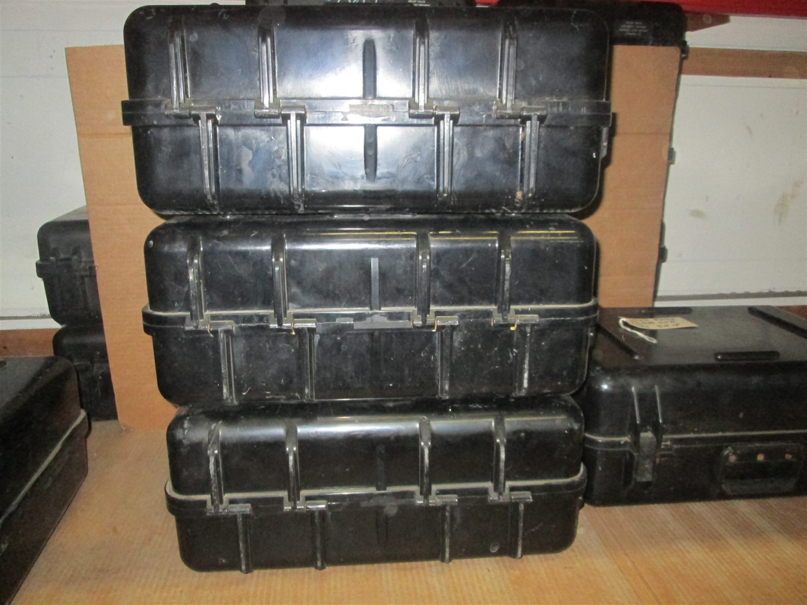 21x17x9 Starlight Docking Station Hard Case Dry Box Weathertight Gun Camera