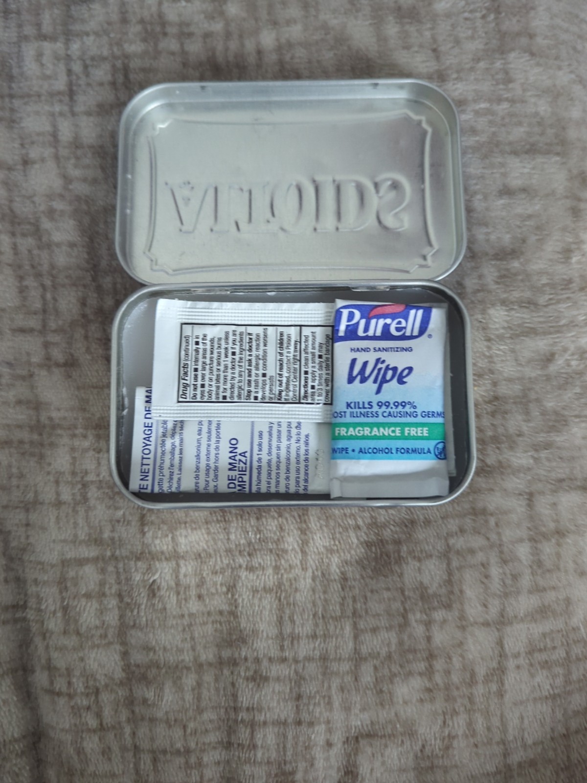 Atoids Tin,Survival Tin,First Aid Kit With Candle,Multi tool,Pencil,Paper,Q-Tip.