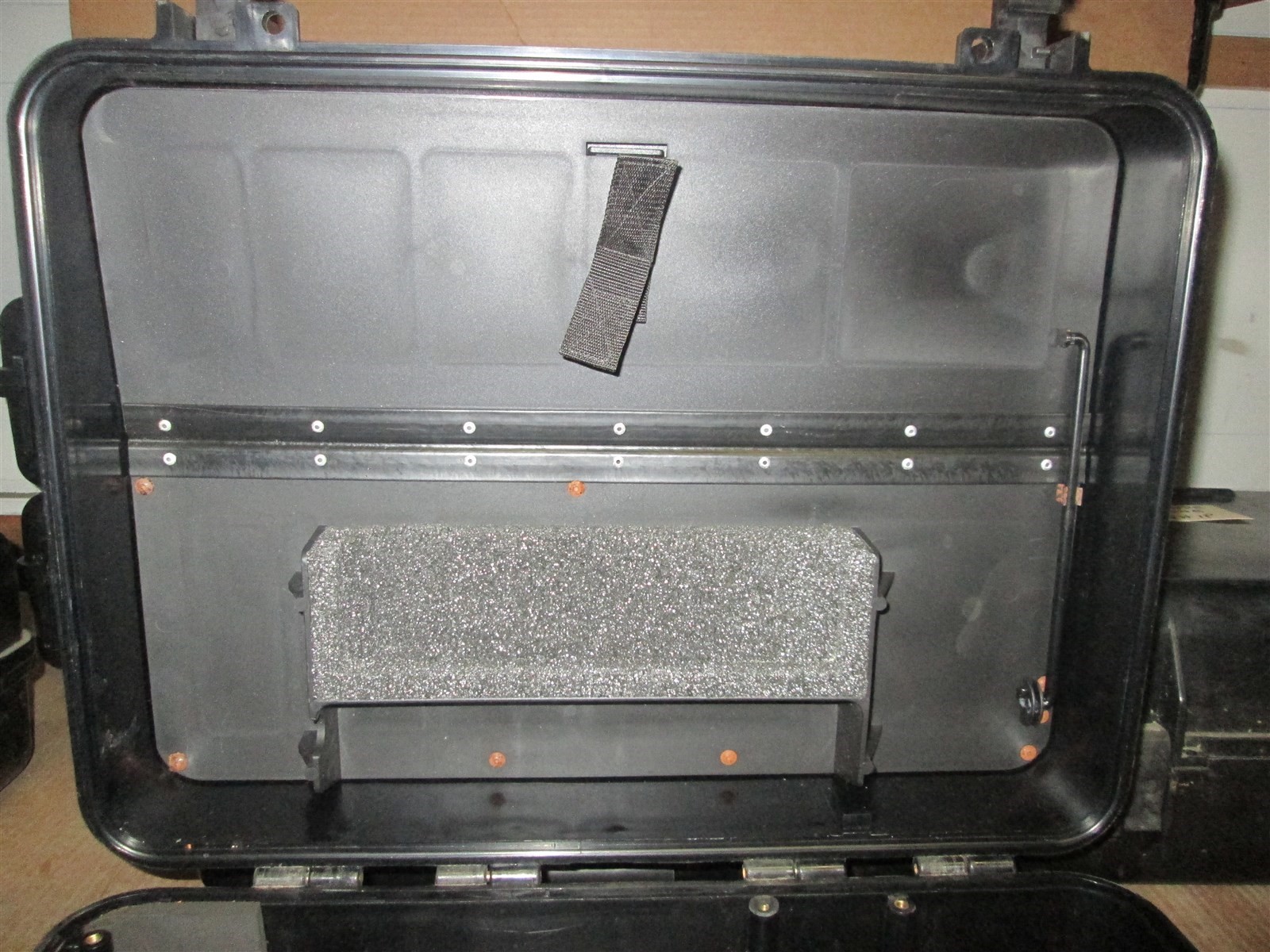 21x17x9 Starlight Docking Station Hard Case Dry Box Weathertight Gun Camera