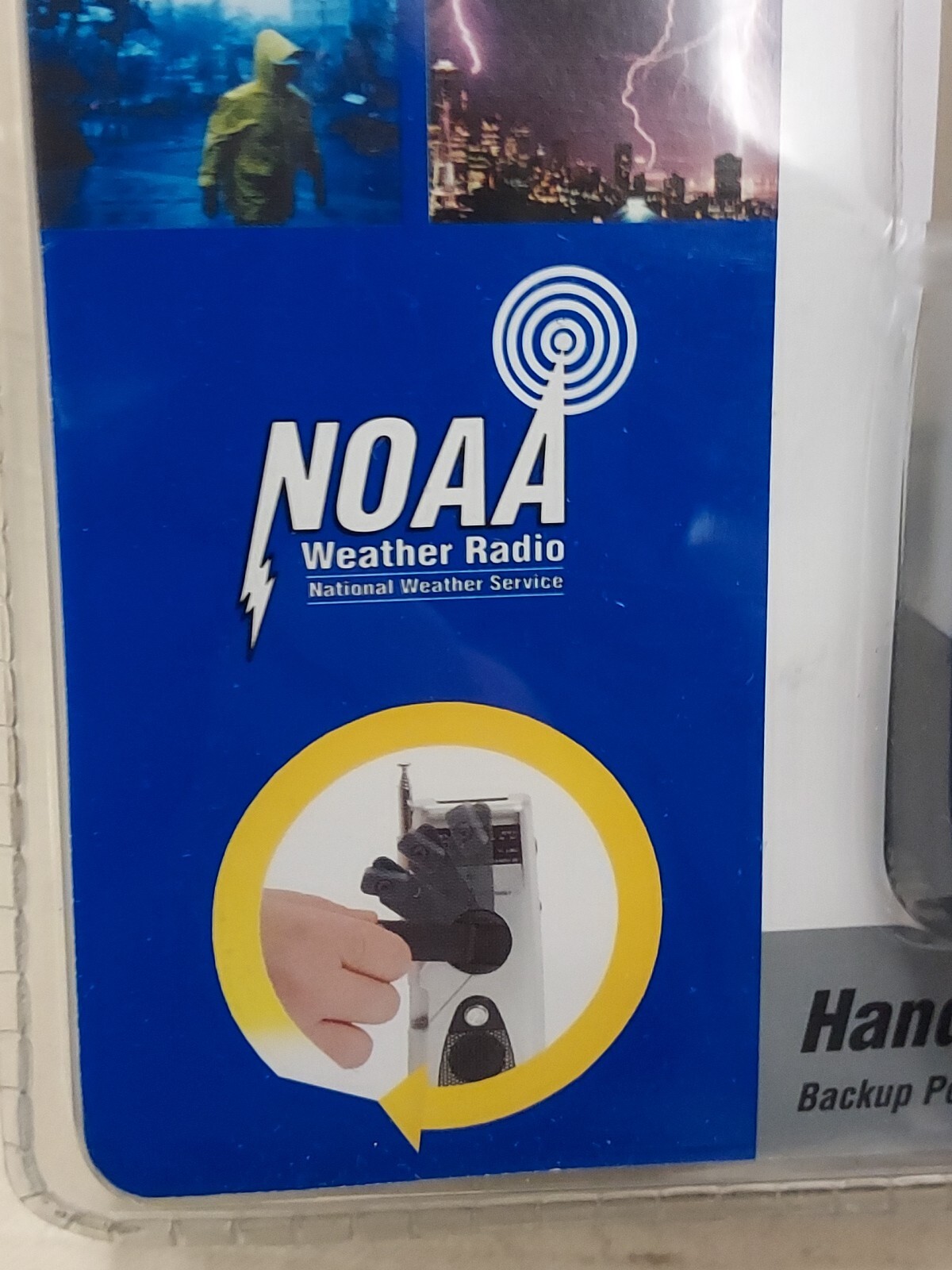 NOS Storm Tracker Weather Alert Radio Flashlight Cell Phone Charger Am/Fm Vector