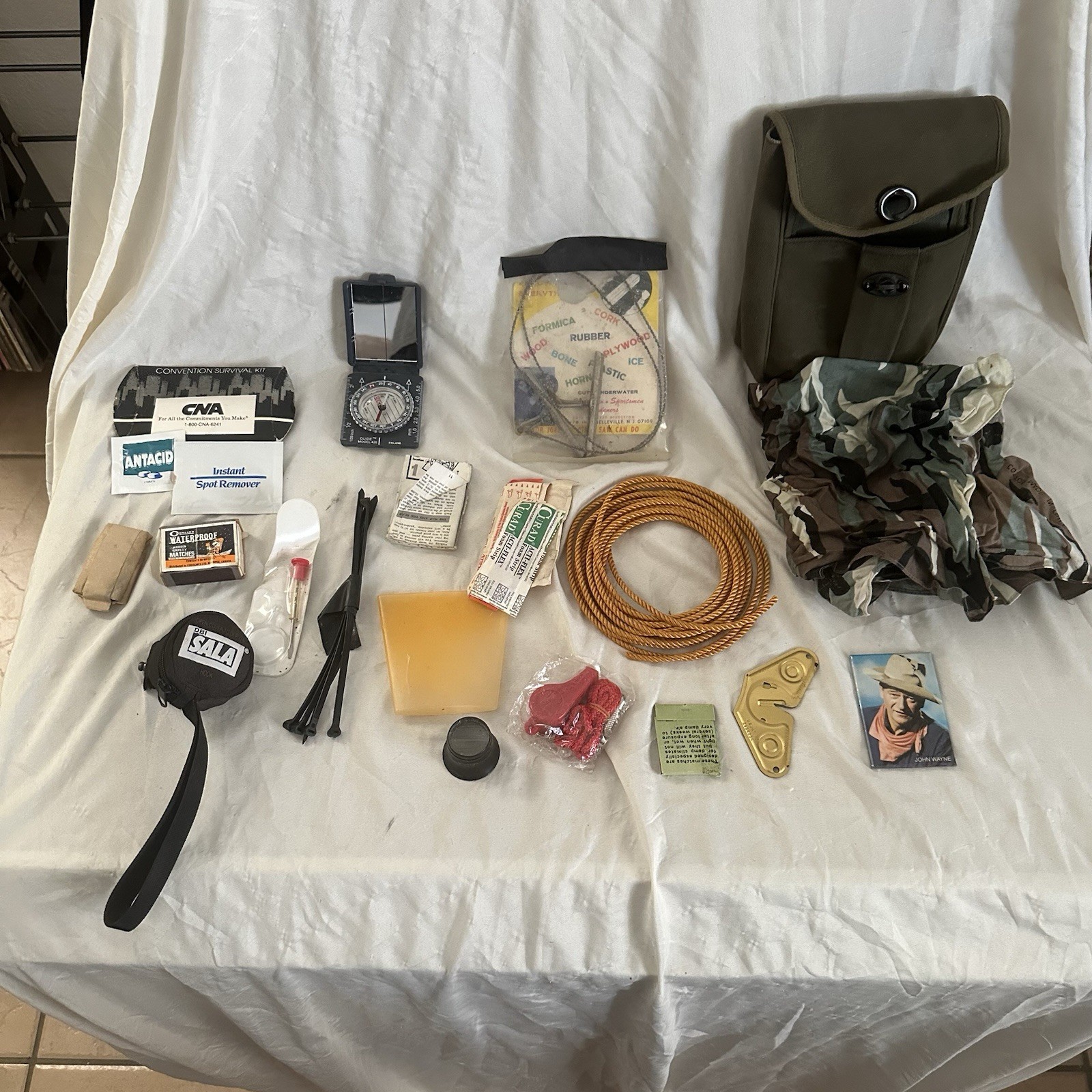 Survival Emergency Supply Kit Belt Loop Convenient Pouch DBI SALA Hook